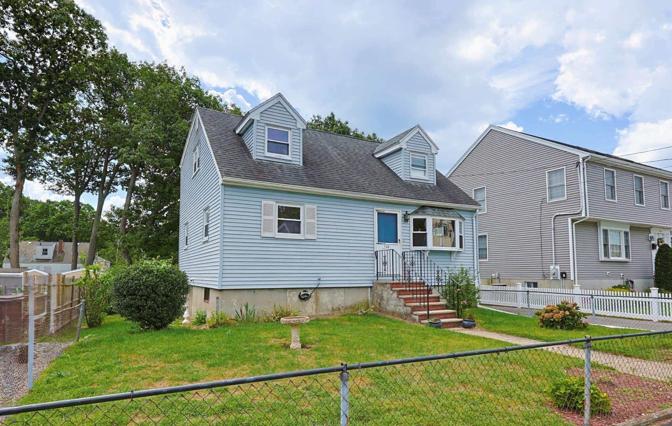 Single Family Residence at 135 Crane St, Dedham MA 02026, Dedham, photo 2 of 28