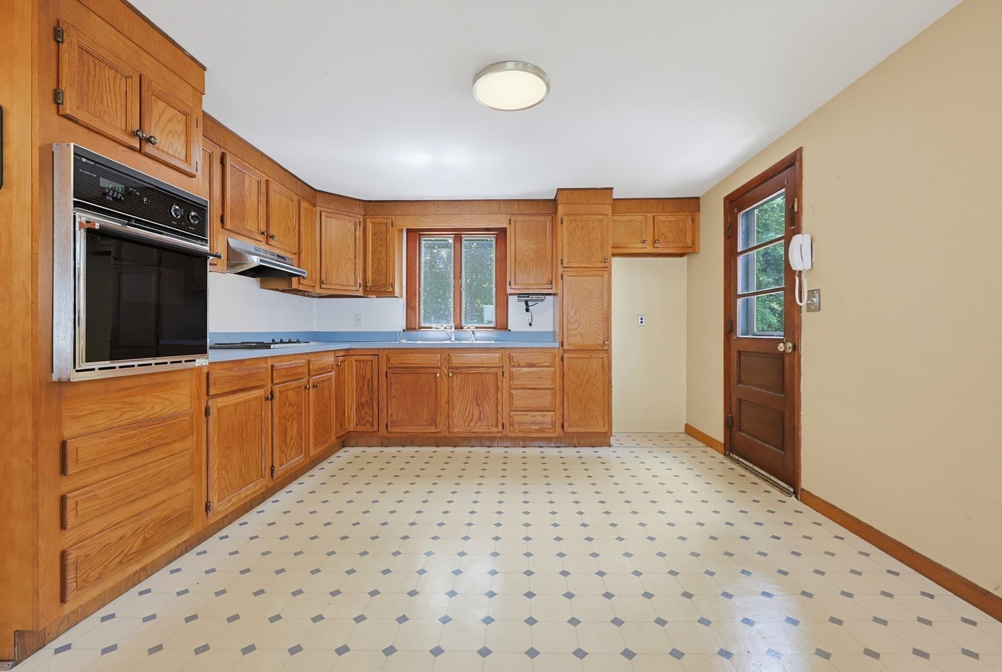 Single Family Residence at 135 Crane St, Dedham MA 02026, Dedham, photo 12 of 28