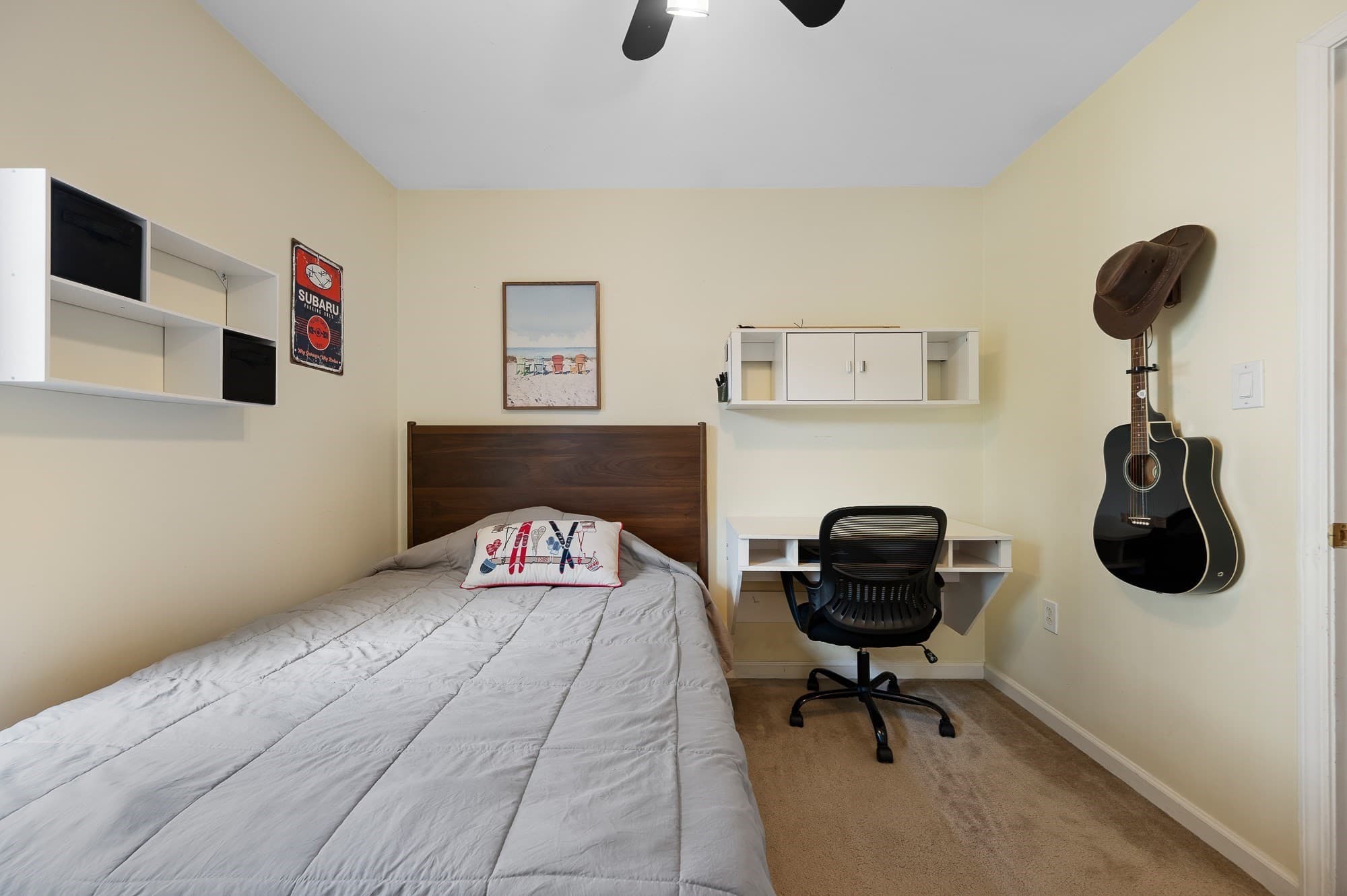 Condominium at 16 Central Tree Rd # 16, Rutland MA 01543, Rutland, photo 23 of 37