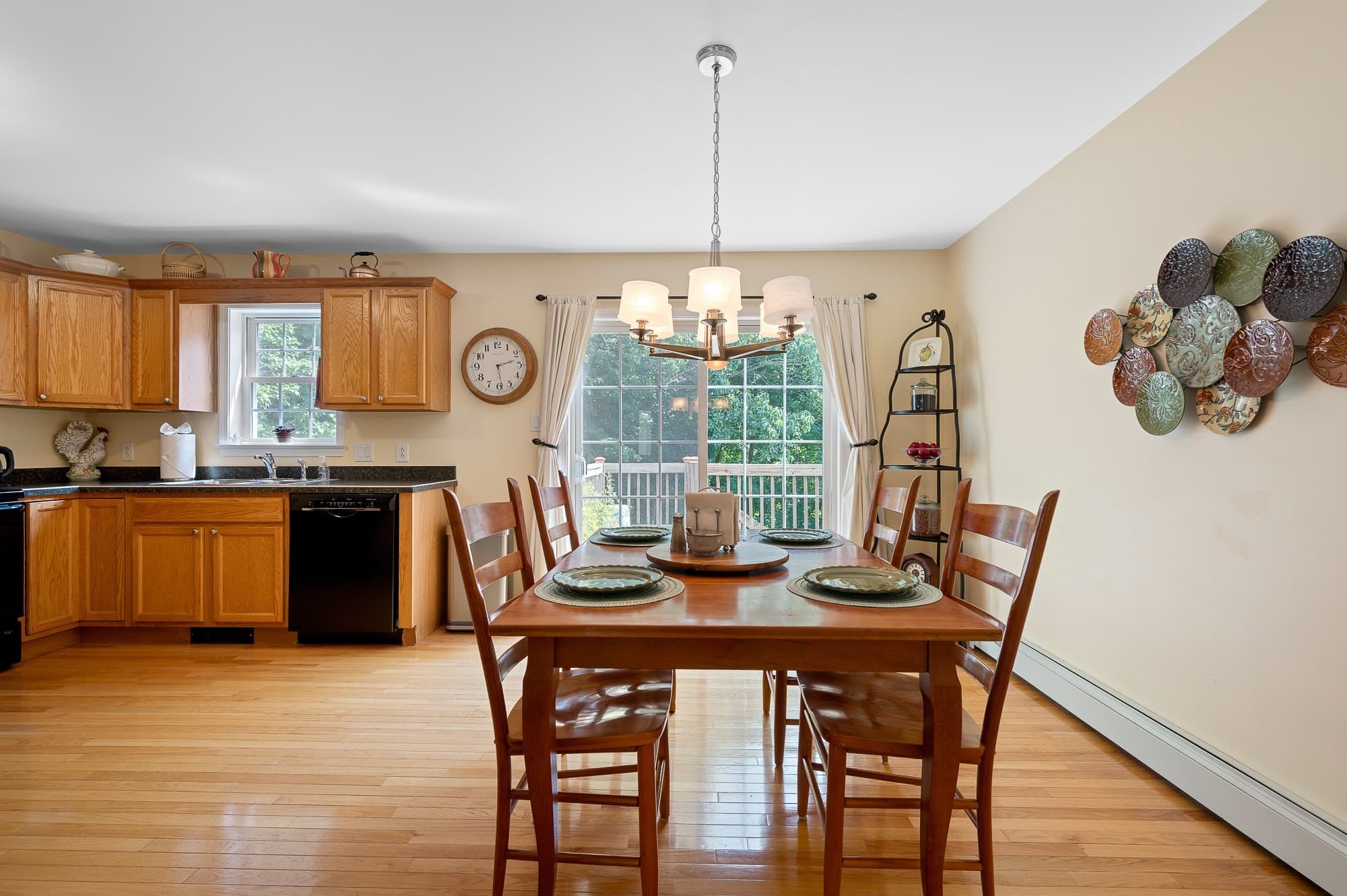 Condominium at 16 Central Tree Rd # 16, Rutland MA 01543, Rutland, photo 6 of 37