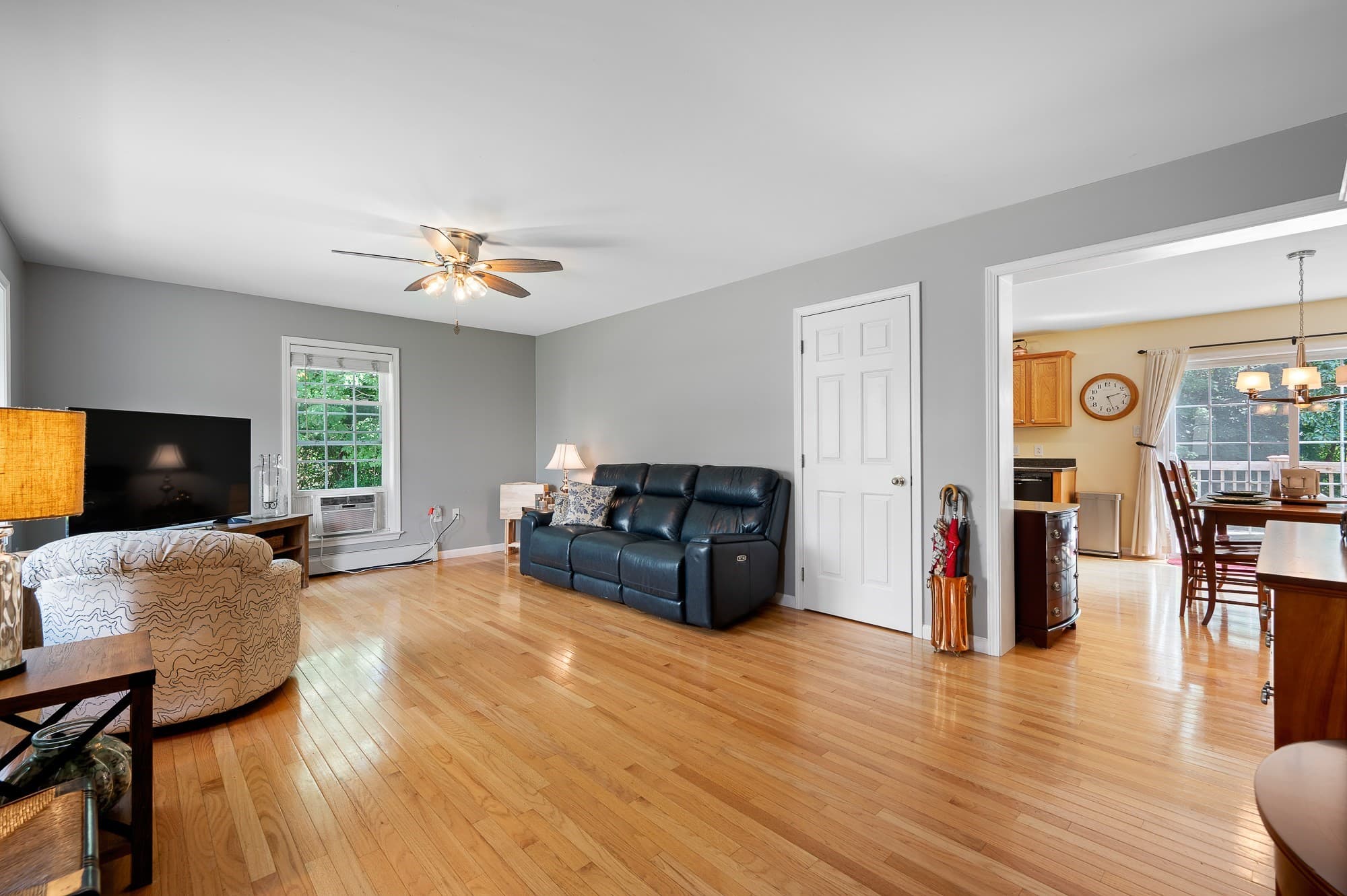 Condominium at 16 Central Tree Rd # 16, Rutland MA 01543, Rutland, photo 3 of 37