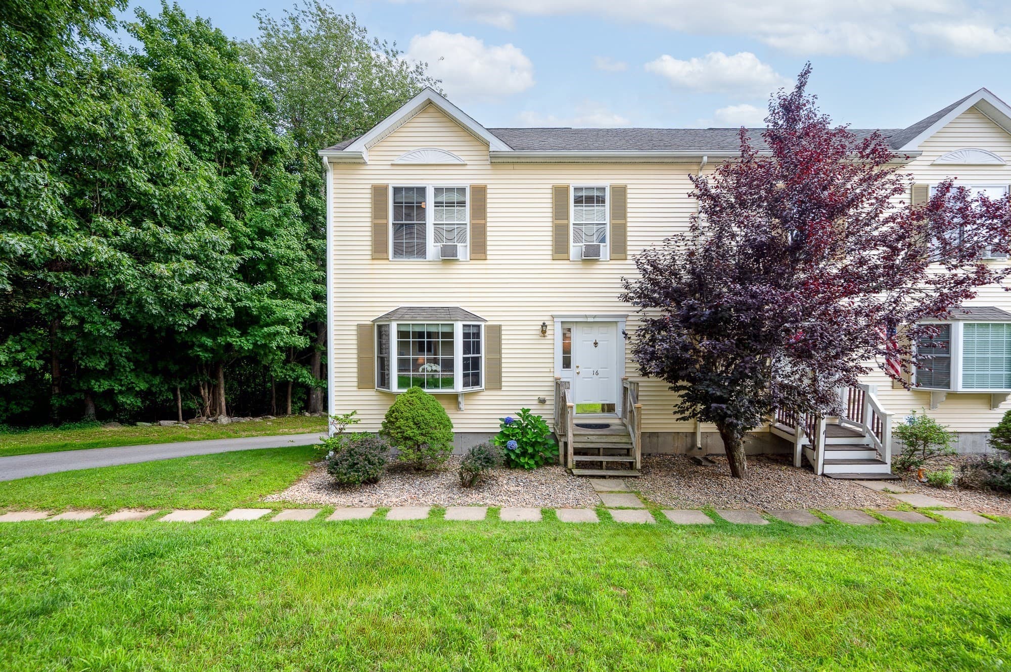 Condominium at 16 Central Tree Rd # 16, Rutland MA 01543, Rutland, photo 33 of 37