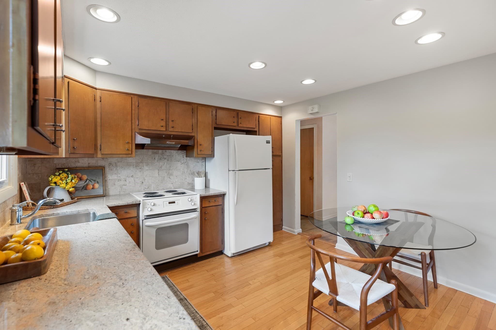 Single Family Residence at 5 Jackson Ave, Peabody MA 01960, Peabody, photo 16 of 36