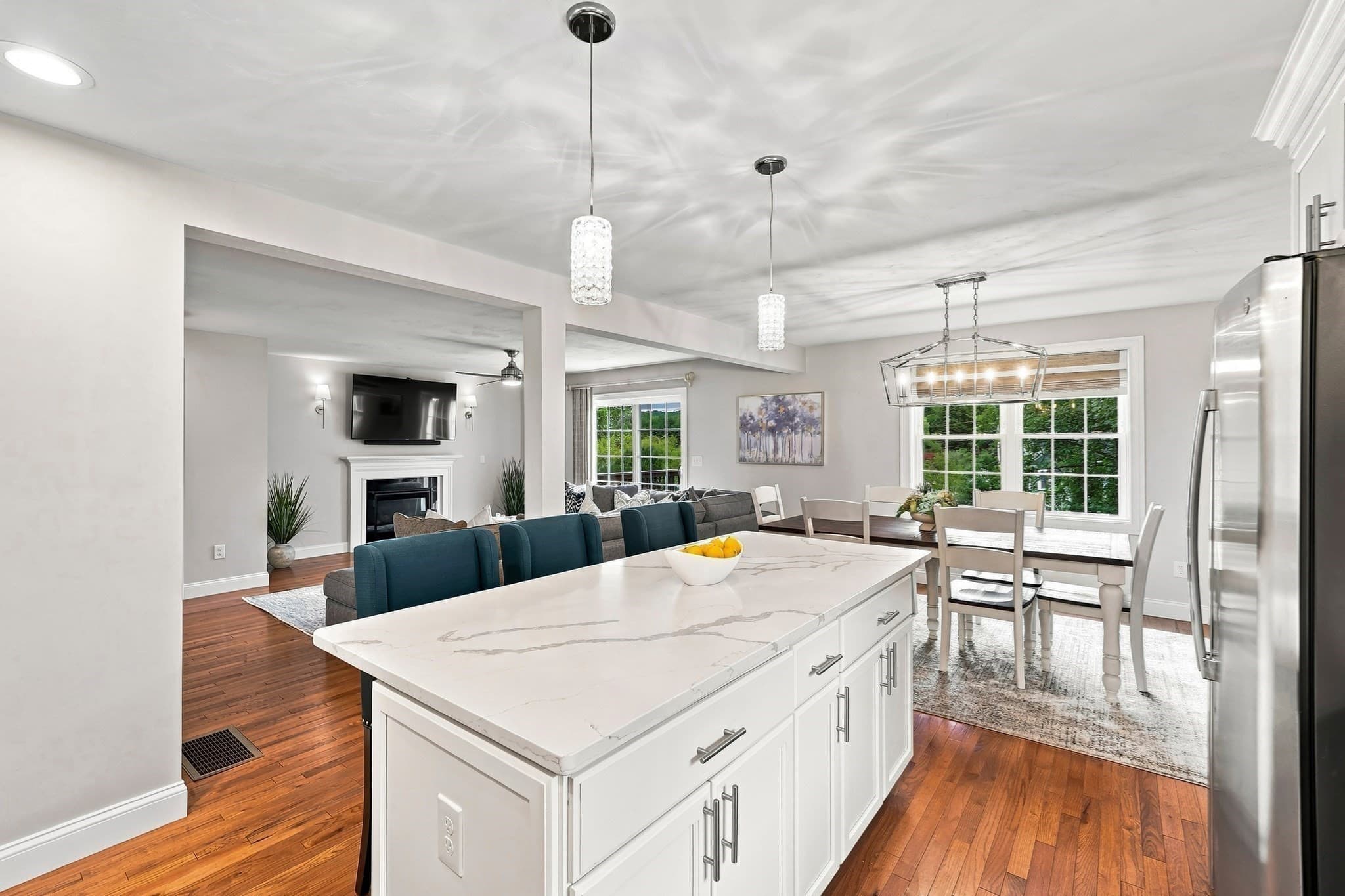 Single Family Residence at 3 Andy Rd, Worcester MA 01602, Worcester, photo 13 of 42