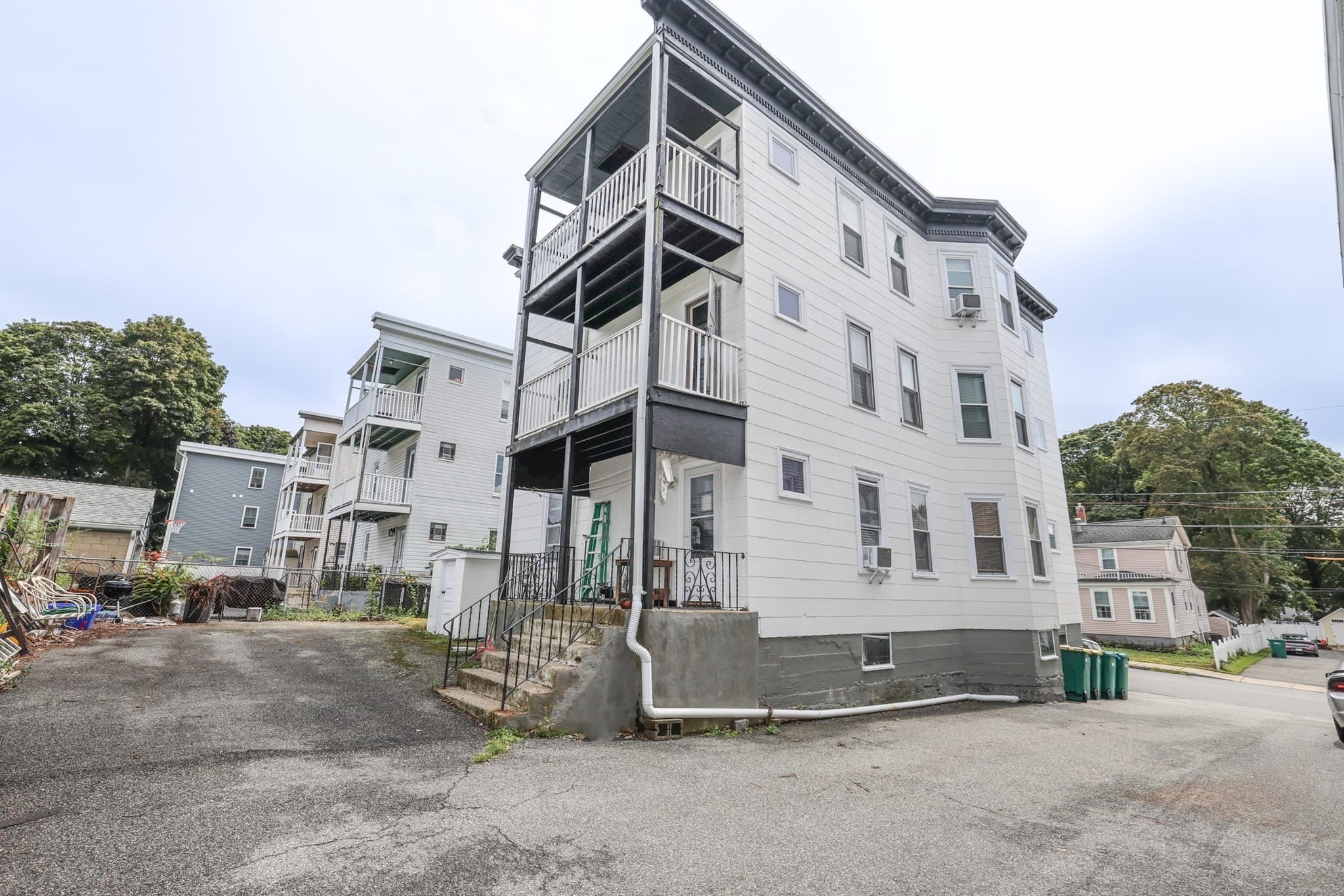 3 Family - 3 Units Up/Down at 19 Sturgis St, Woburn MA 01801, Woburn, photo 32 of 32