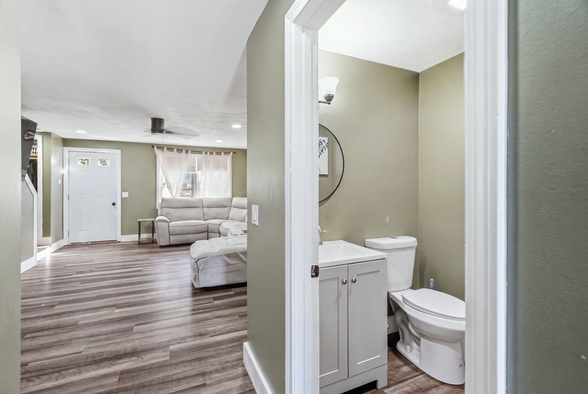 Condominium at 47 Lawn St # 47, Attleboro MA 02703, Attleboro, photo 16 of 40