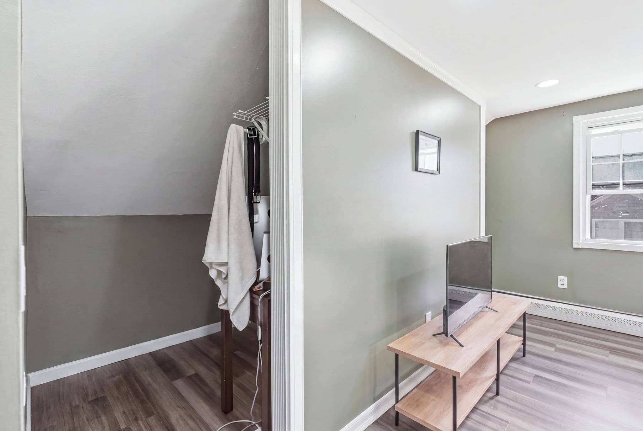 Condominium at 47 Lawn St # 47, Attleboro MA 02703, Attleboro, photo 32 of 40