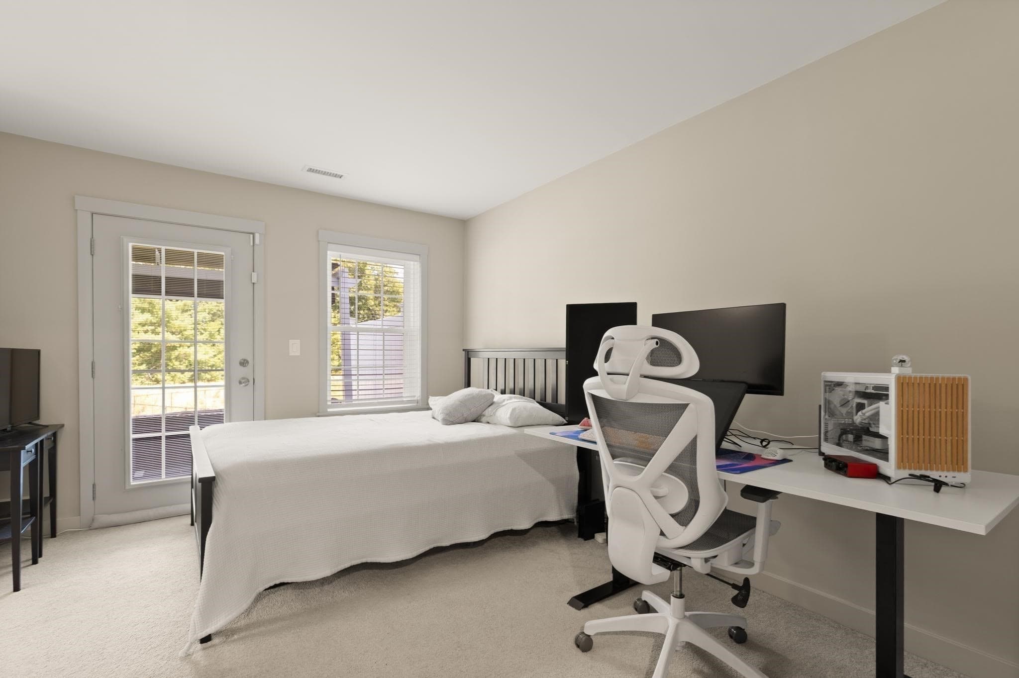 Condominium at 25 Craftsman Ct # 25, Grafton MA 01560, Grafton, photo 25 of 35