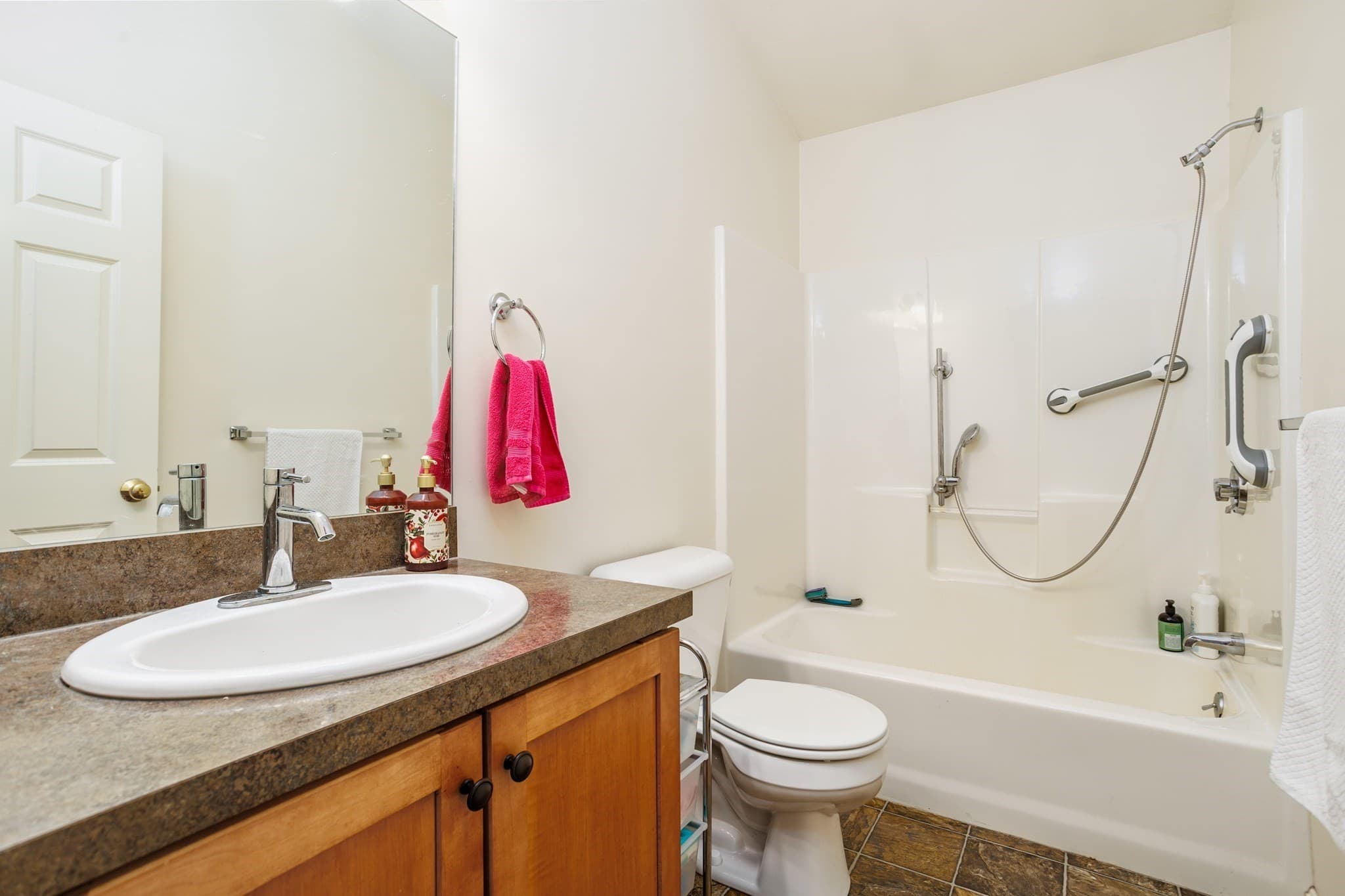 Condominium at 48 Kiley's Way # 48, Gardner MA 01440, Gardner, photo 27 of 42