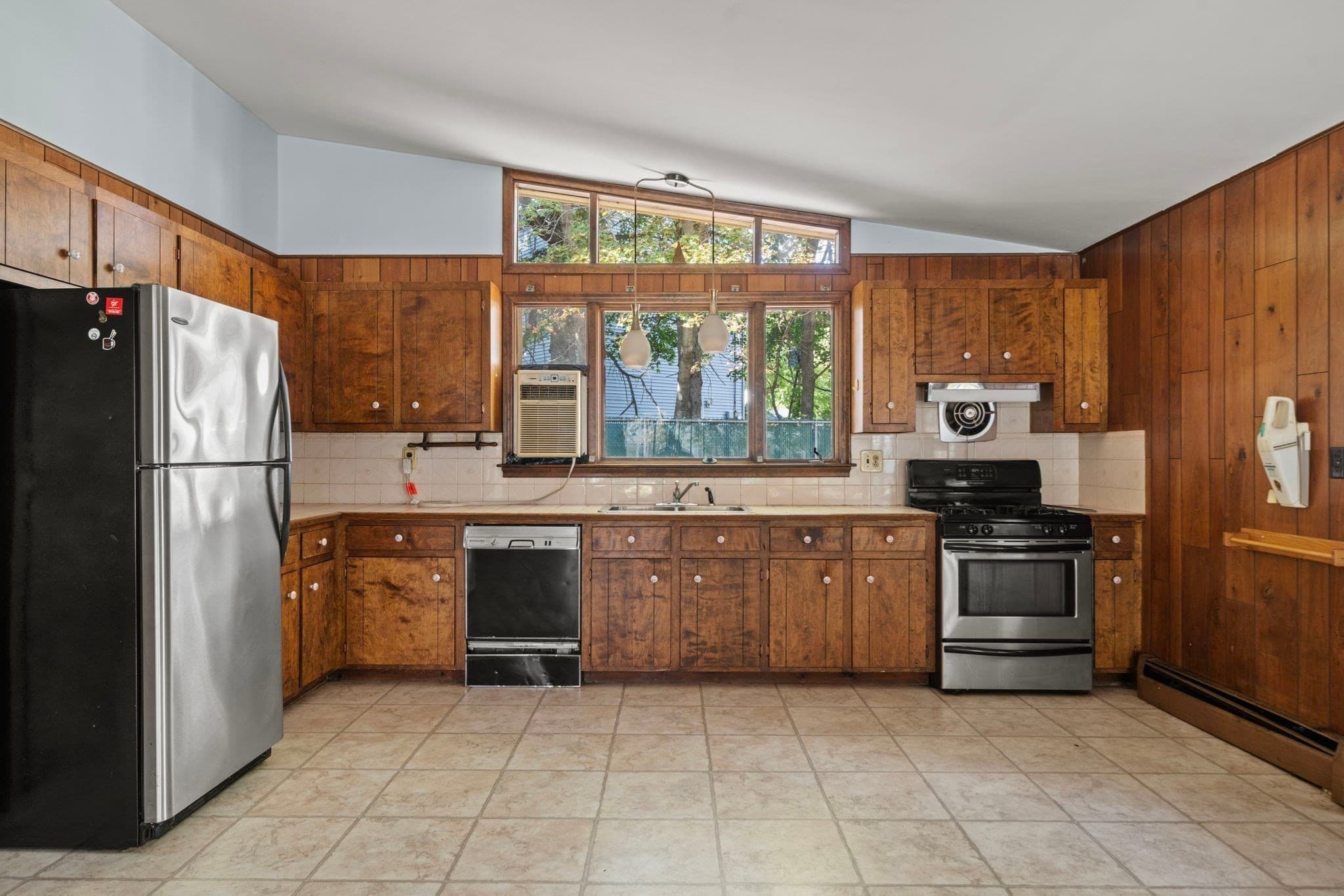 Single Family Residence at 59 Hally Rd, Lowell MA 01854, Lowell, photo 10 of 39