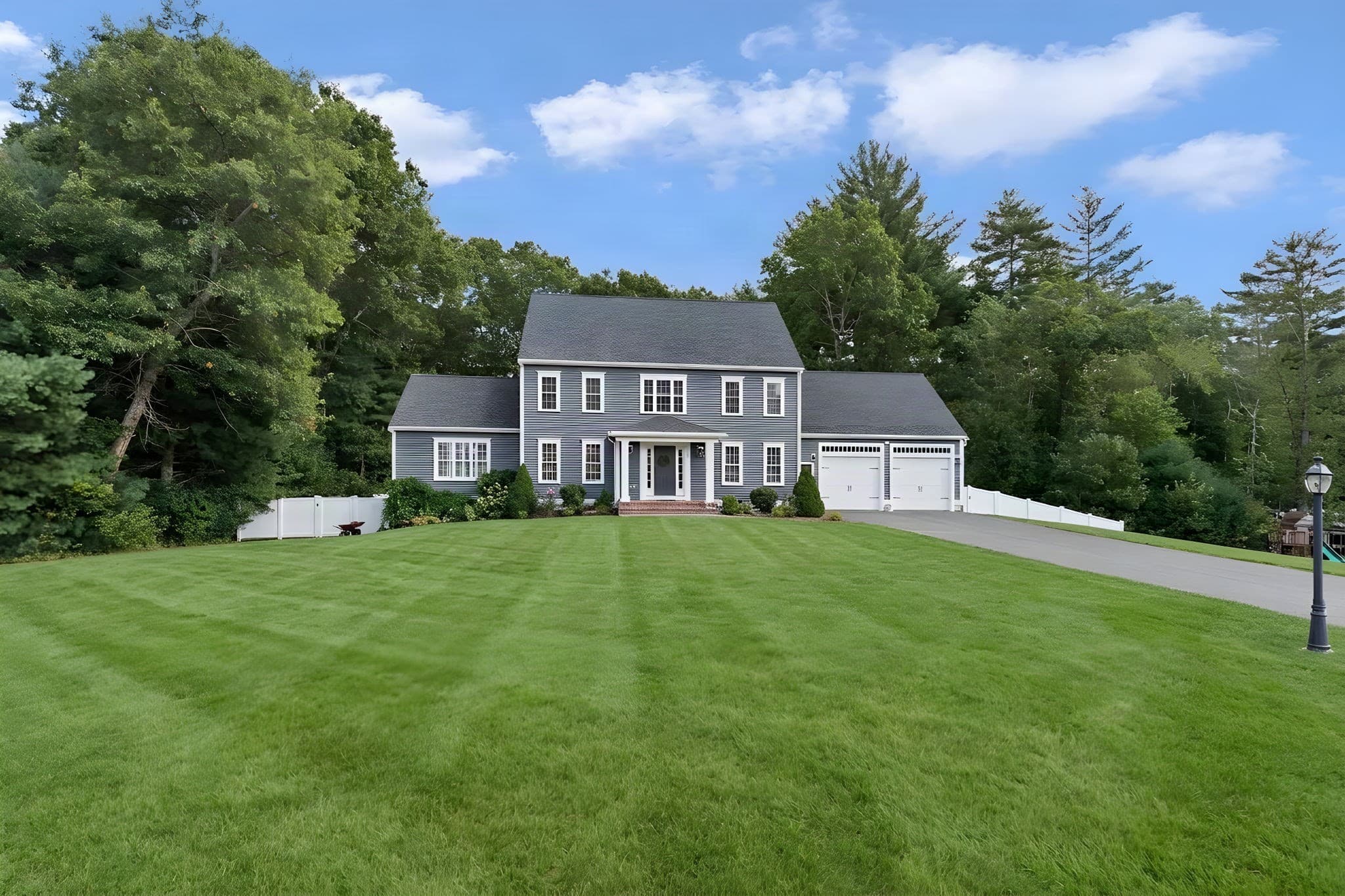 Single Family Residence at 22 Whitmarsh Ln, East Bridgewater MA 02333, East Bridgewater, photo 2 of 42