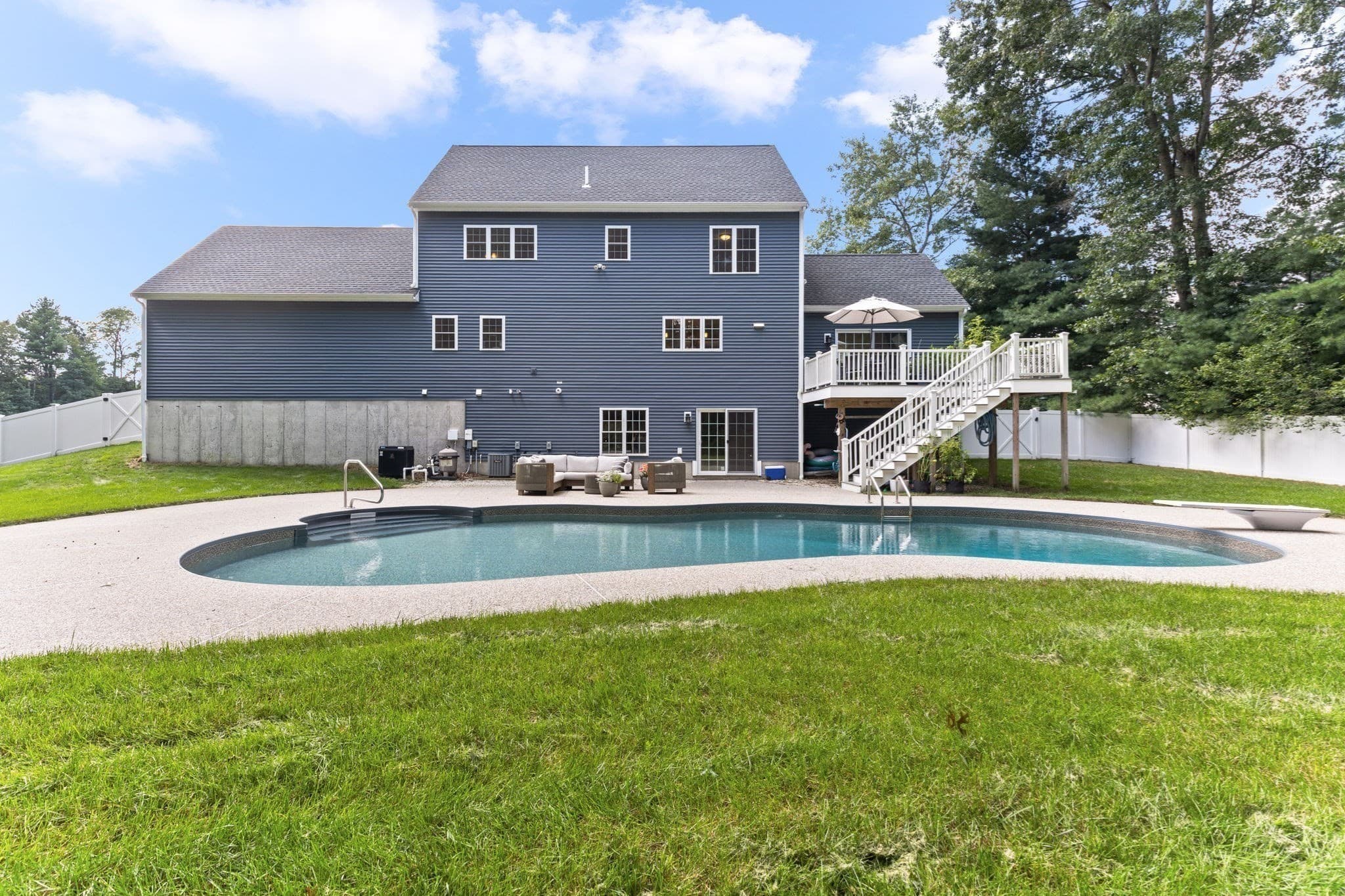 Single Family Residence at 22 Whitmarsh Ln, East Bridgewater MA 02333, East Bridgewater, photo 29 of 42