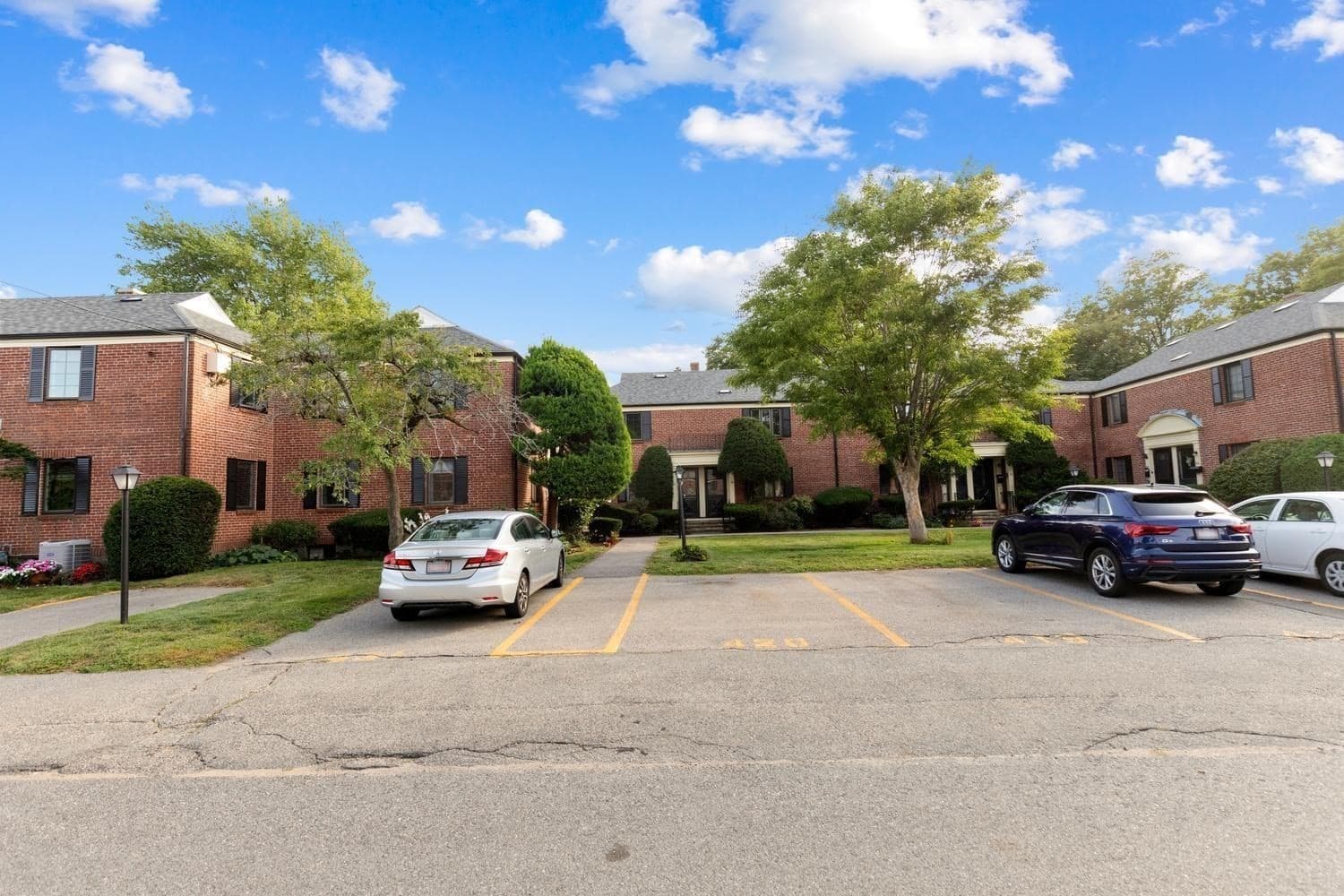 Condominium at 14 Grant Ave # 14, Watertown MA 02472, Watertown, photo 23 of 31