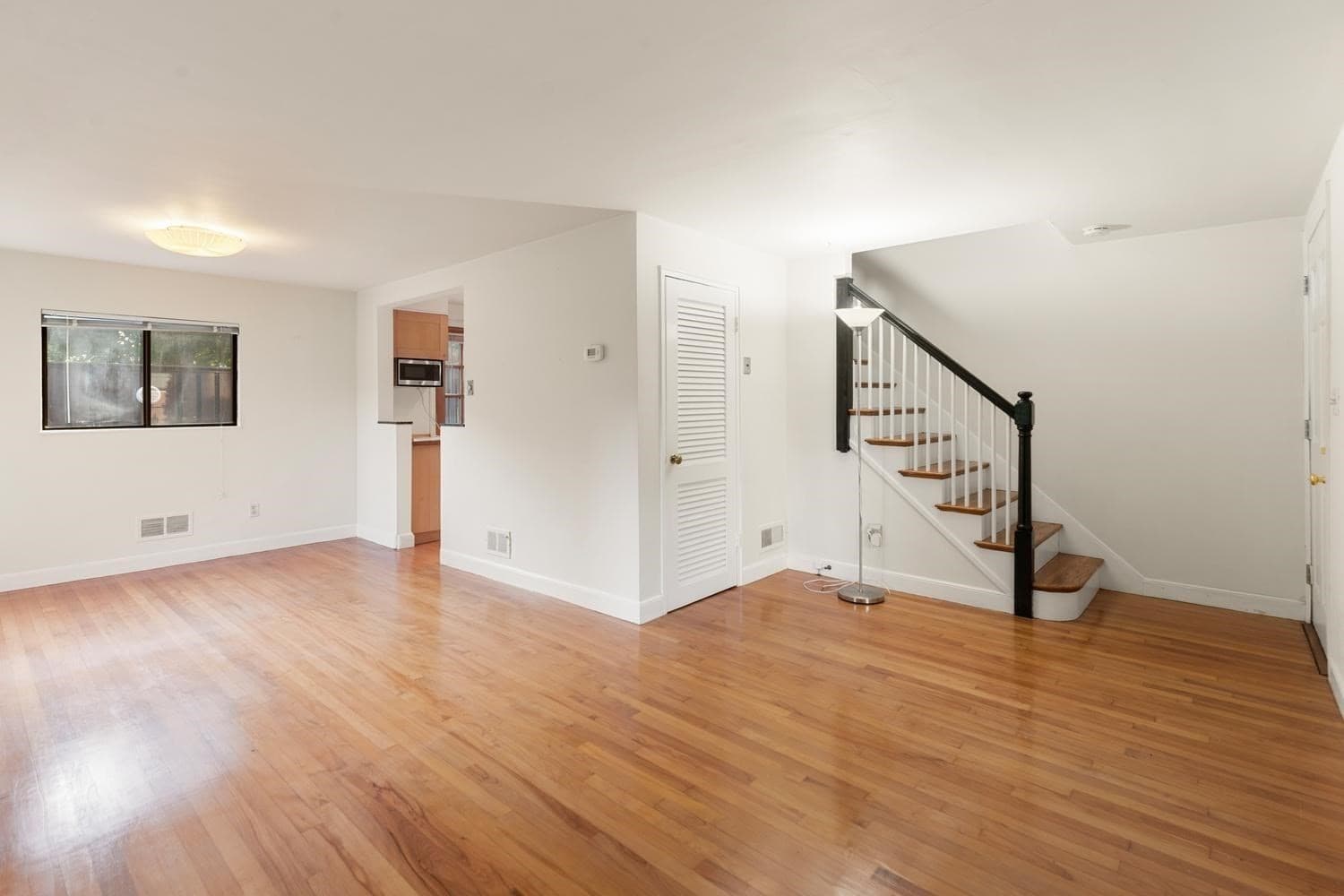 Condominium at 14 Grant Ave # 14, Watertown MA 02472, Watertown, photo 6 of 31