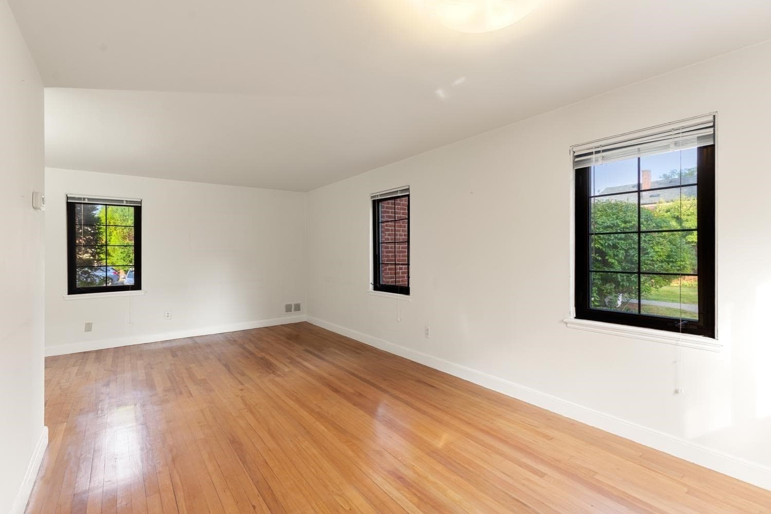 Condominium at 14 Grant Ave # 14, Watertown MA 02472, Watertown, photo 10 of 31
