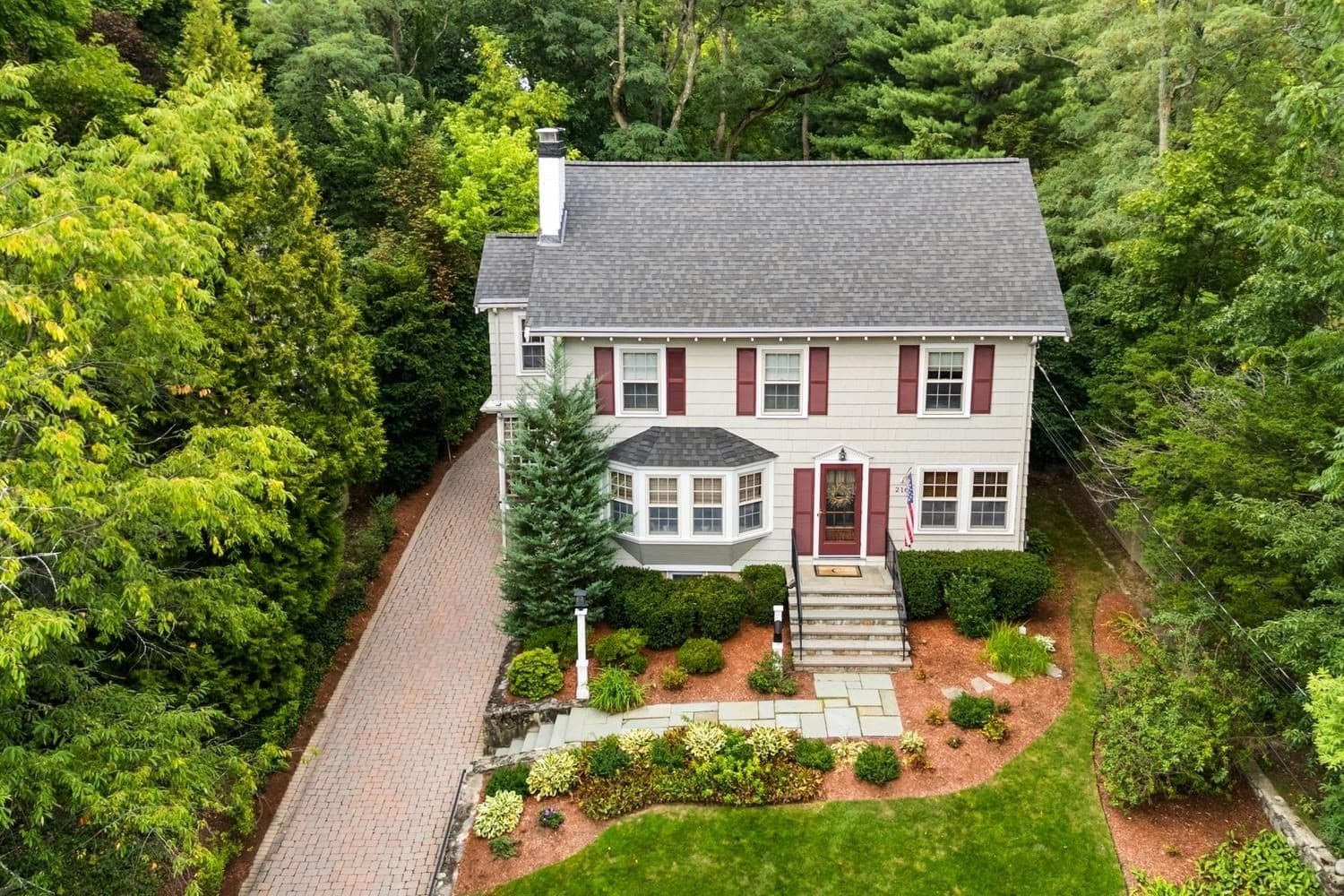 Single Family Residence at 216 Bellevue Rd, Watertown MA 02472, Watertown, photo 2 of 42