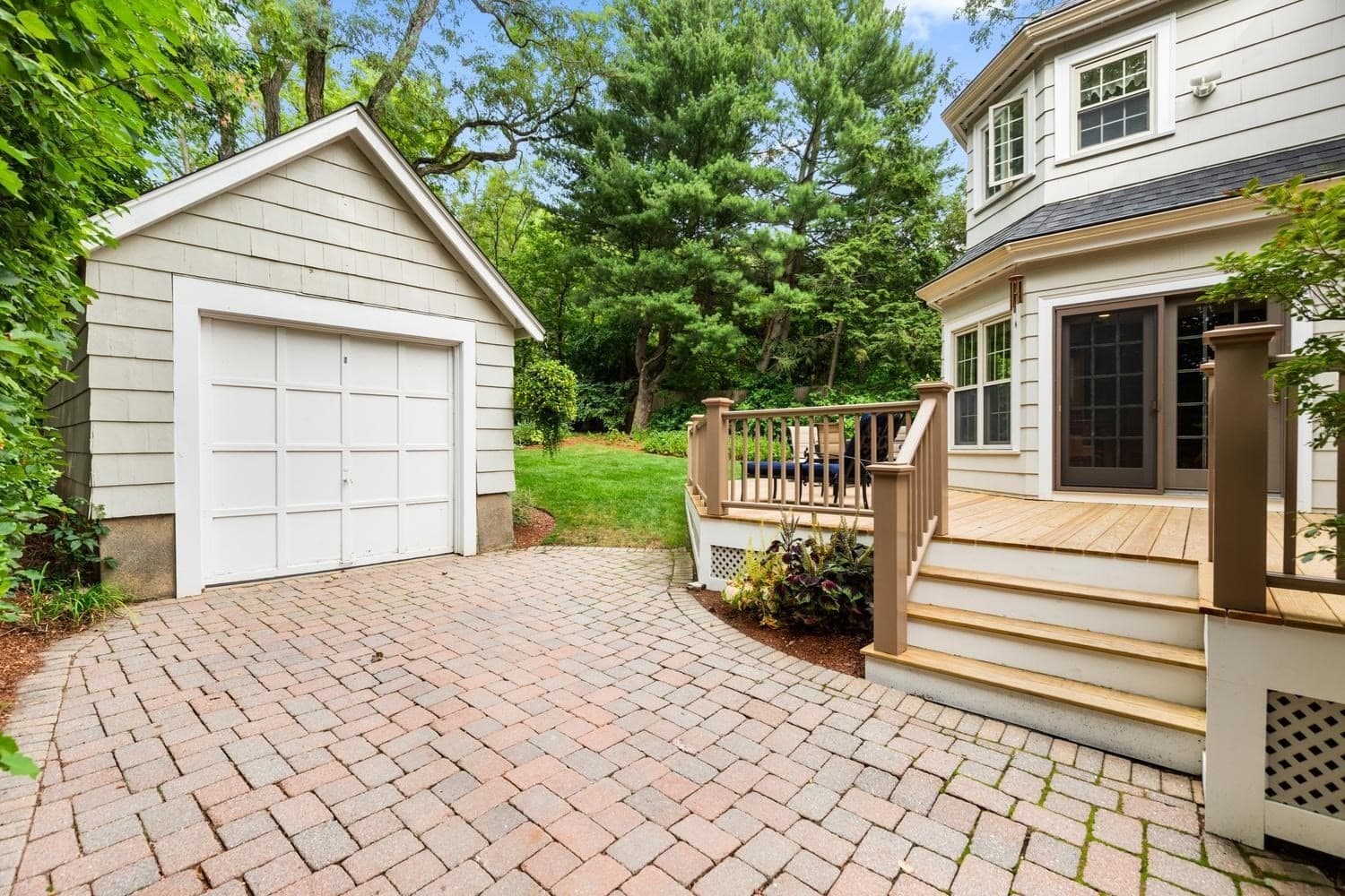 Single Family Residence at 216 Bellevue Rd, Watertown MA 02472, Watertown, photo 32 of 42