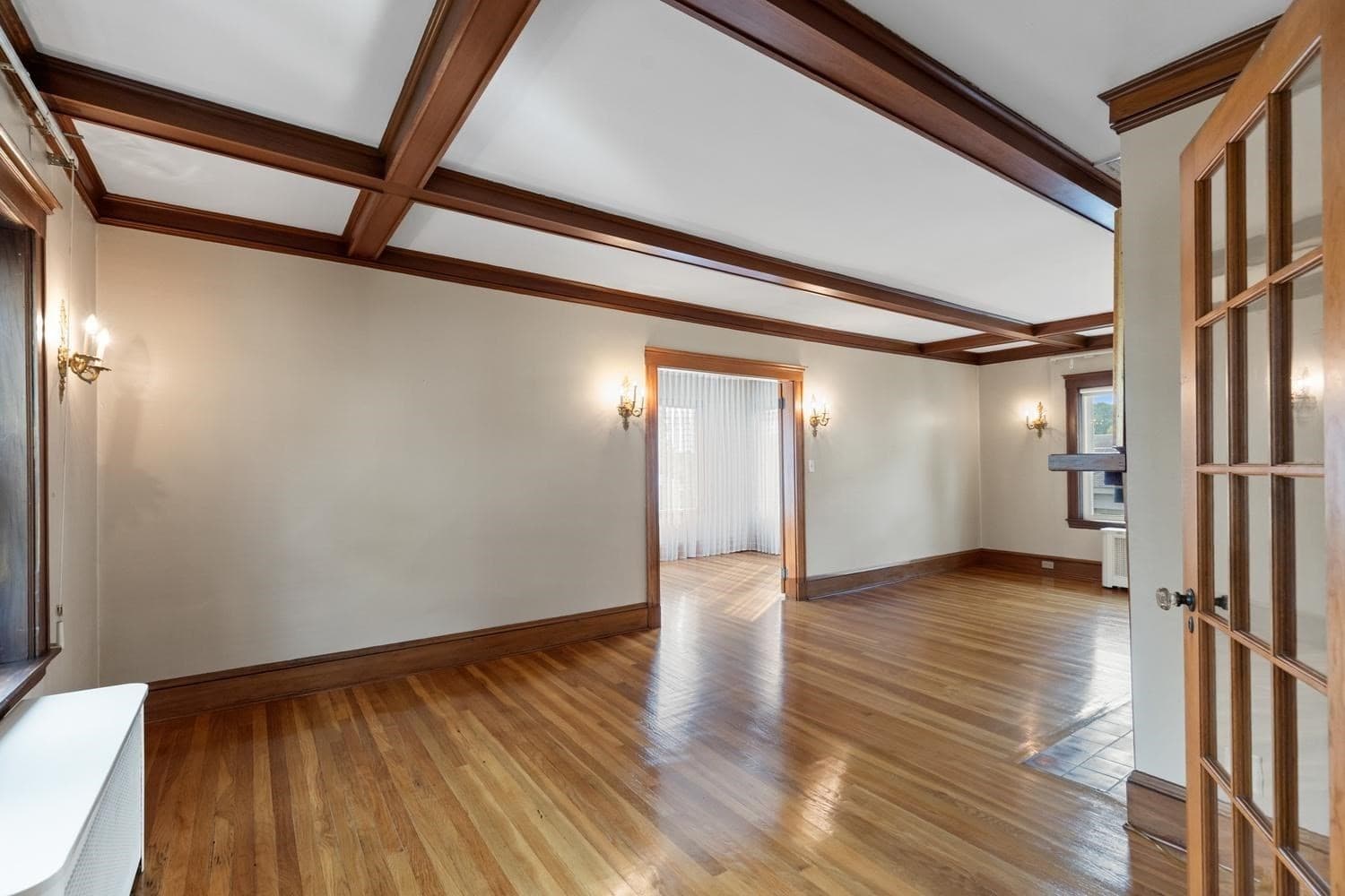 Single Family Residence at 158 Common St, Watertown MA 02472, Watertown, photo 8 of 41