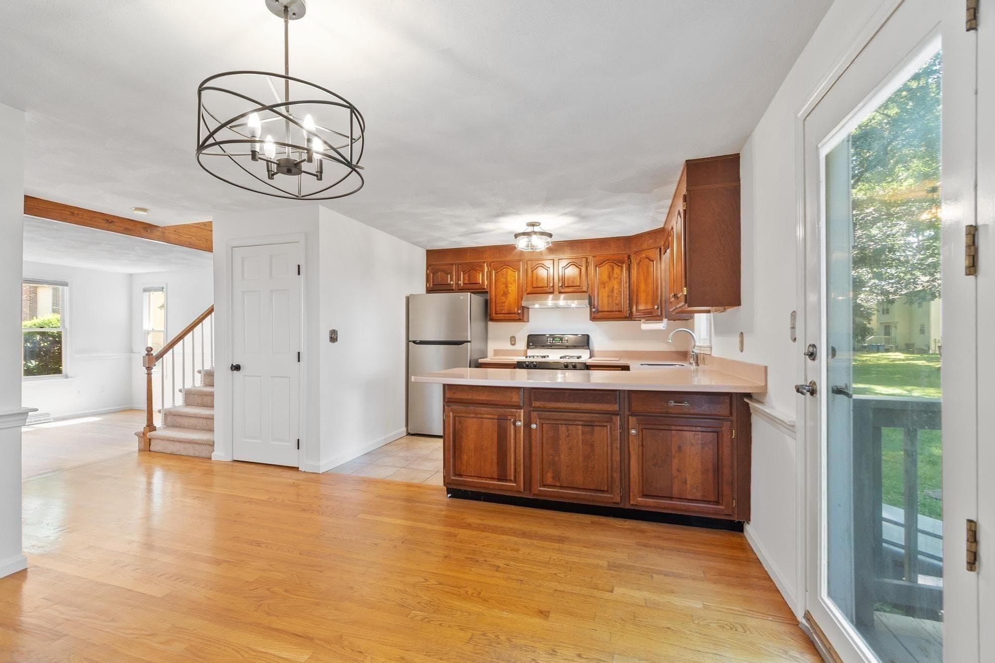 Condominium at 152 Wellman Ave. # 152, Chelmsford MA 01863, Chelmsford, photo 7 of 42