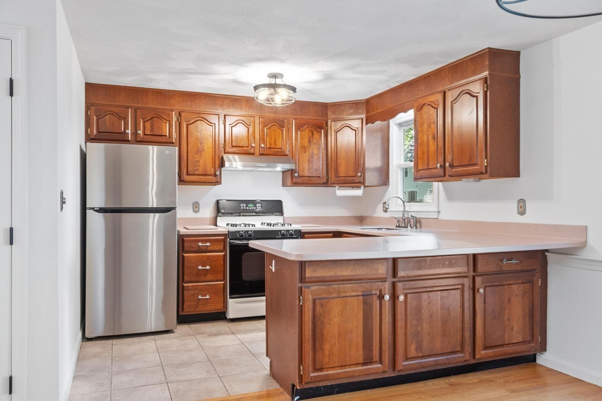 Condominium at 152 Wellman Ave. # 152, Chelmsford MA 01863, Chelmsford, photo 9 of 42