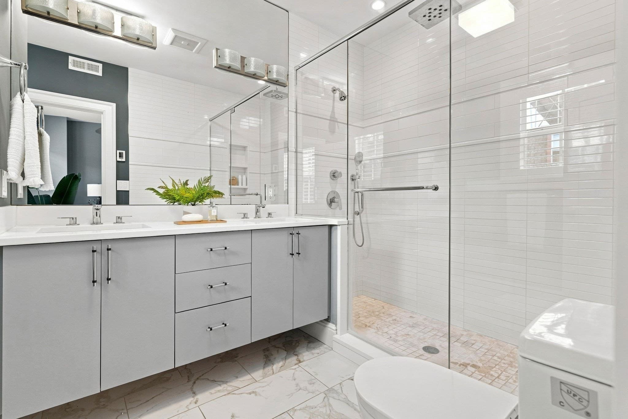 Condominium at 50 Dwight # 2, Boston MA 02118, photo 12 of 29