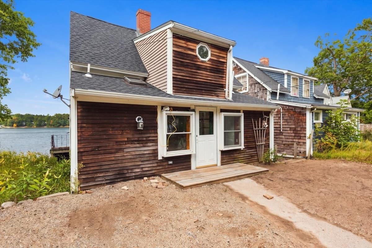 Single Family Residence at 12 Woodbine Ave, Pembroke MA 02359, Pembroke, photo 2 of 25