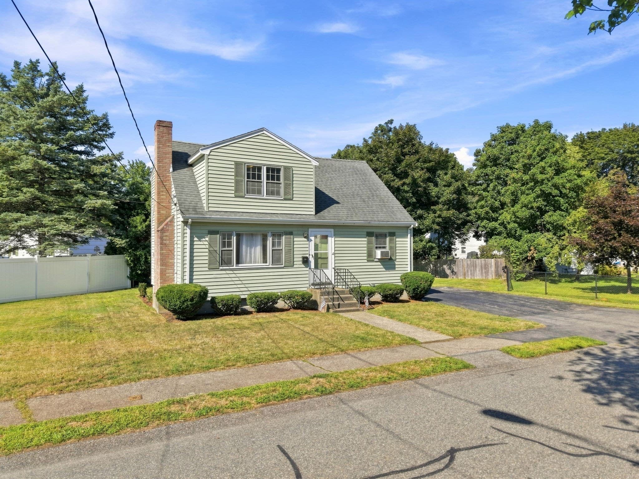 Single Family Residence at 125 Whitehall St, Dedham MA 02026, Dedham, photo 10 of 42