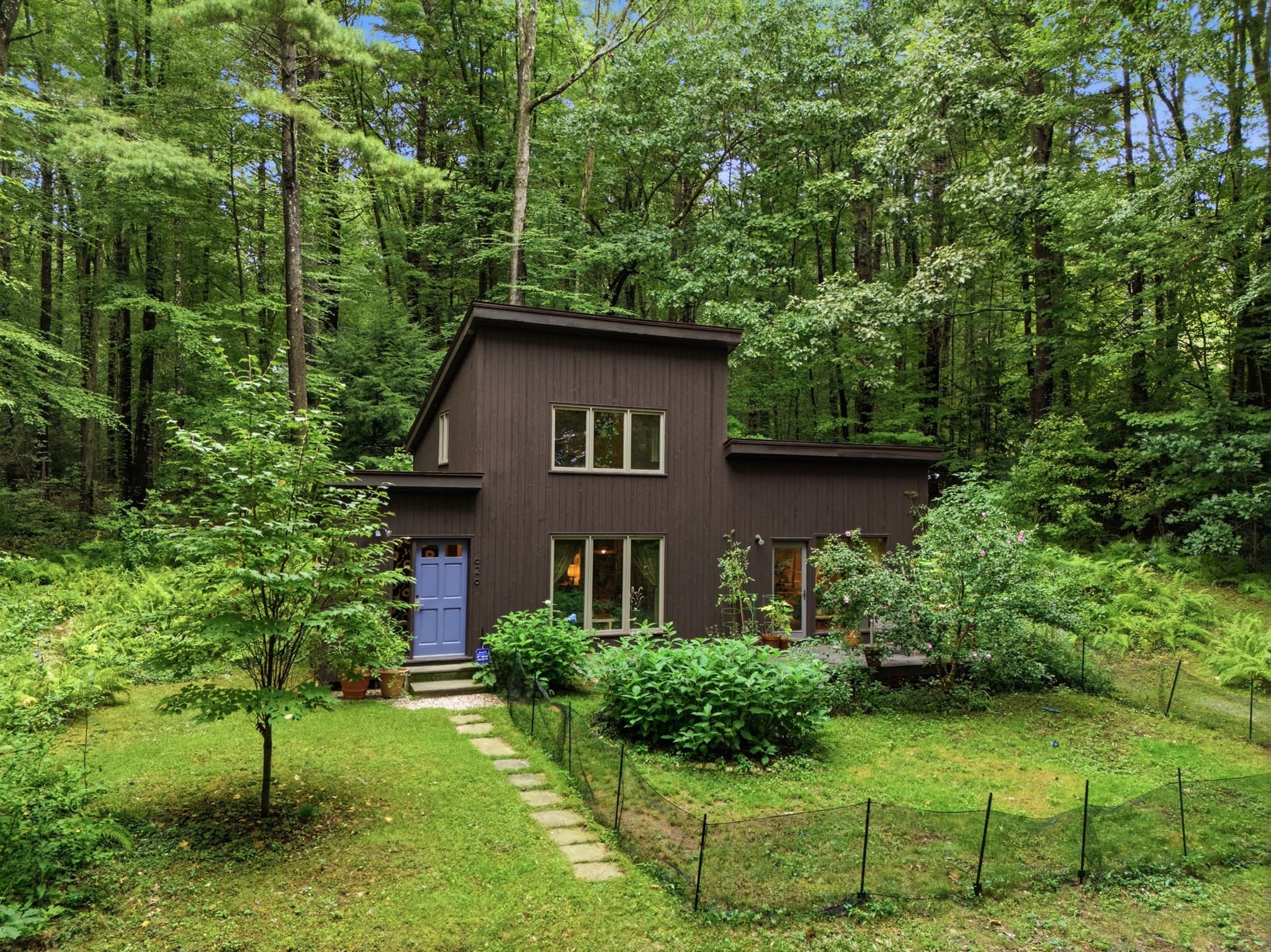 Single Family Residence at 626 Station Rd, Amherst MA 01002, Amherst, photo 2 of 39
