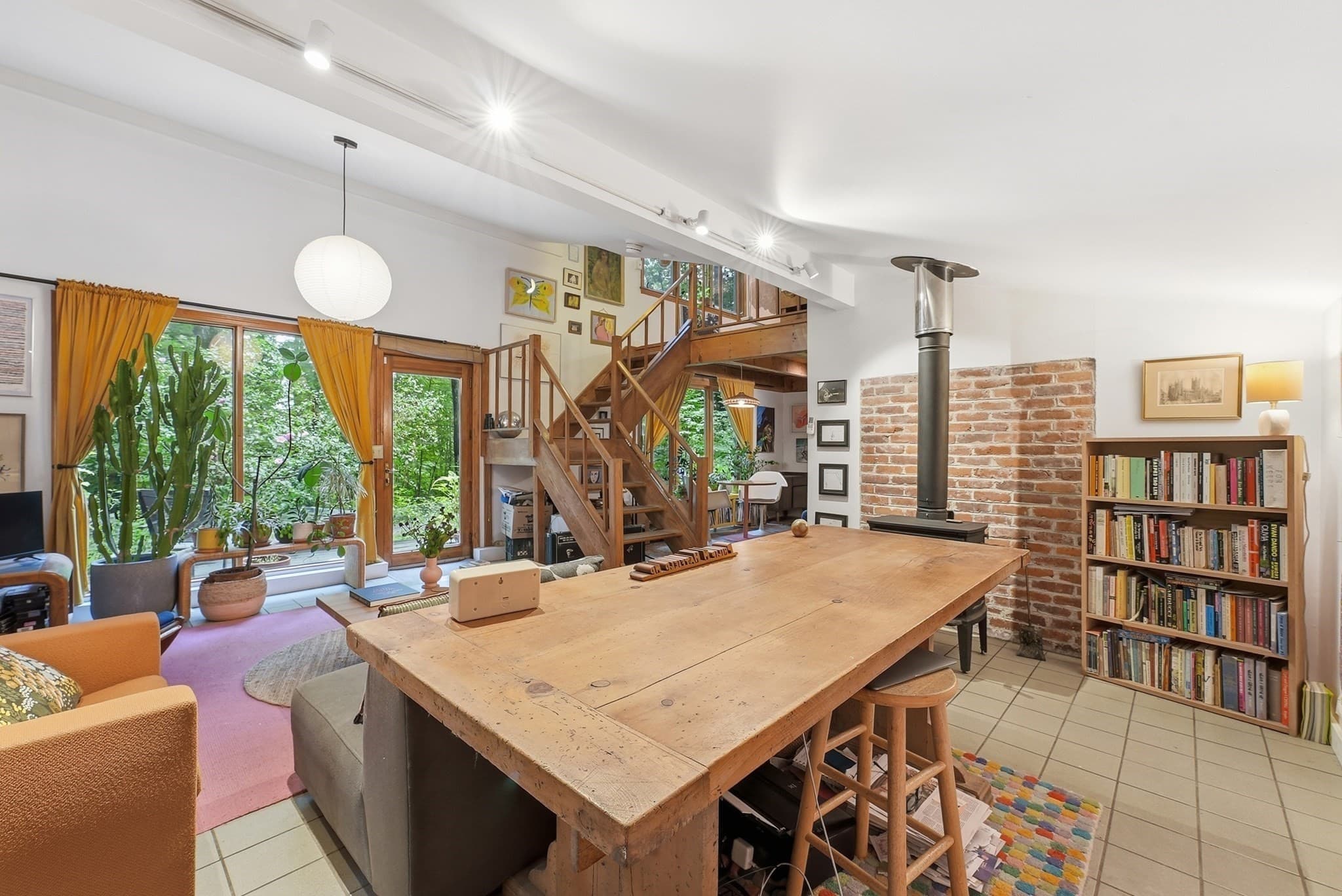 Single Family Residence at 626 Station Rd, Amherst MA 01002, Amherst, photo 13 of 39