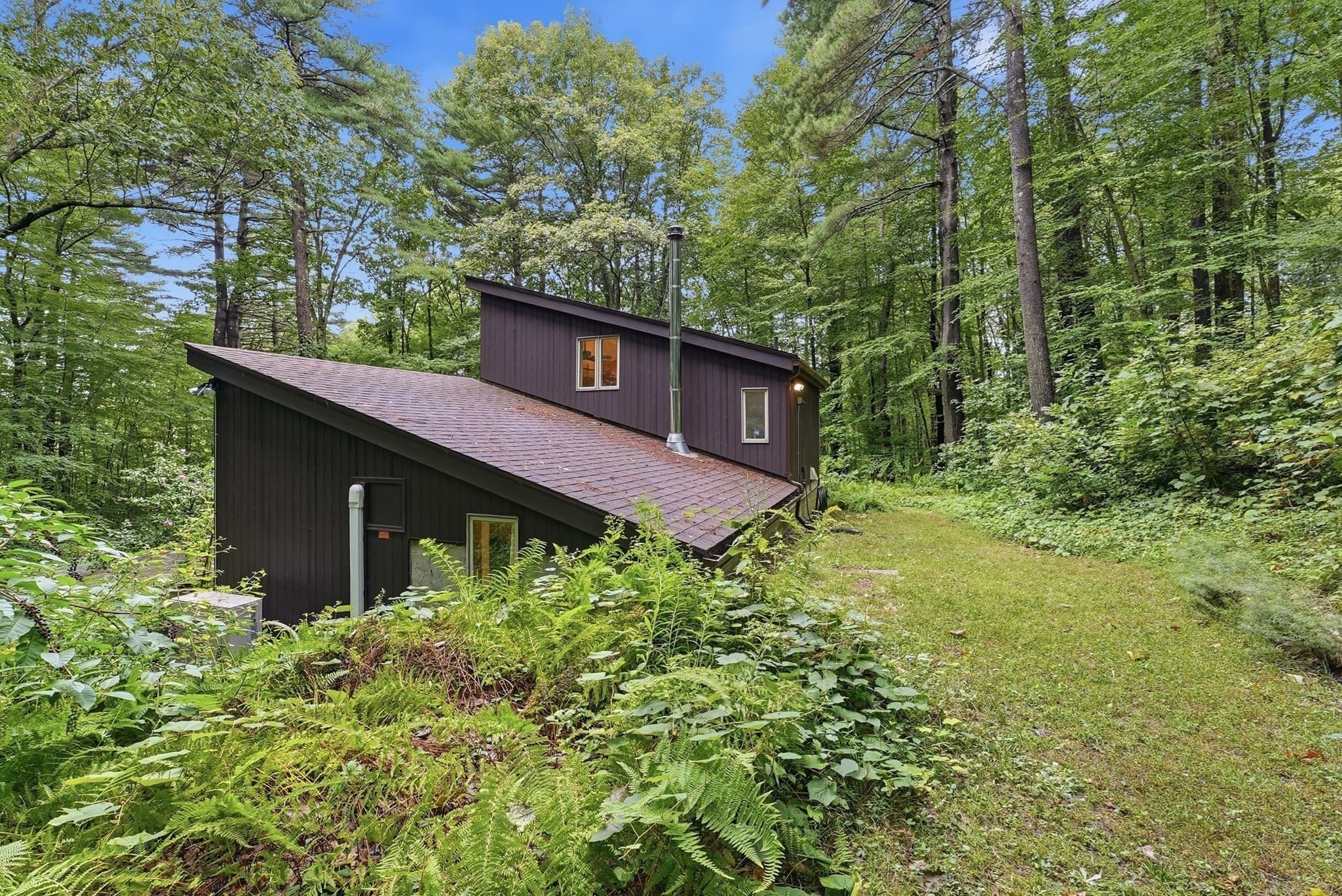 Single Family Residence at 626 Station Rd, Amherst MA 01002, Amherst, photo 30 of 39