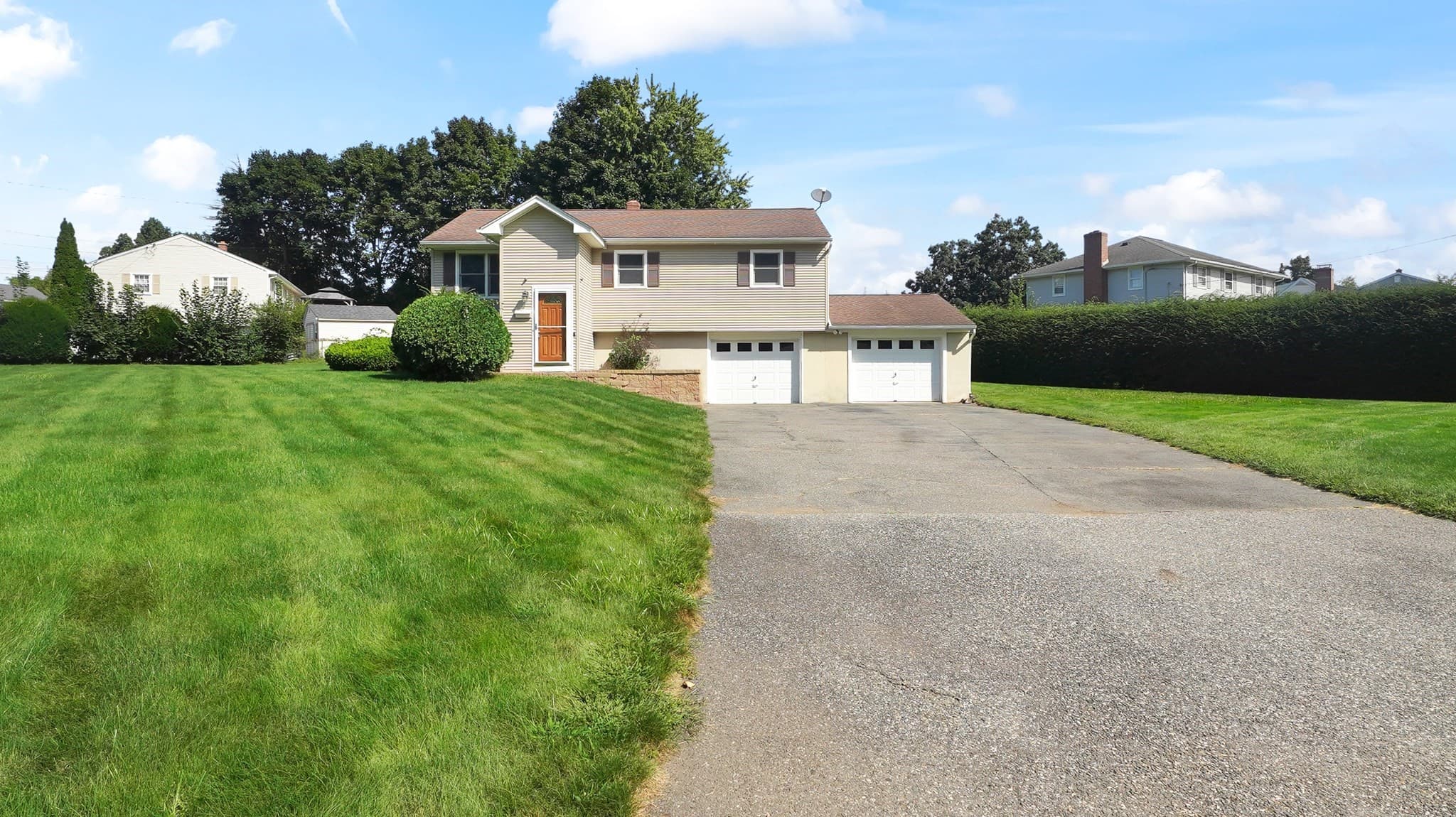 115 Clover Rd., Ludlow MA 01056