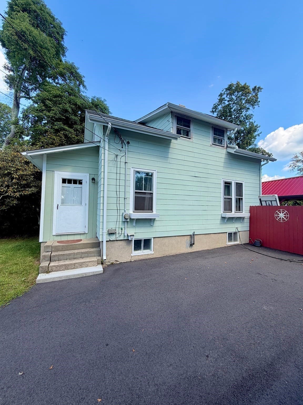 Single Family Residence at 40 Gifford Rd., Westport MA 02790, Westport, photo 3 of 21