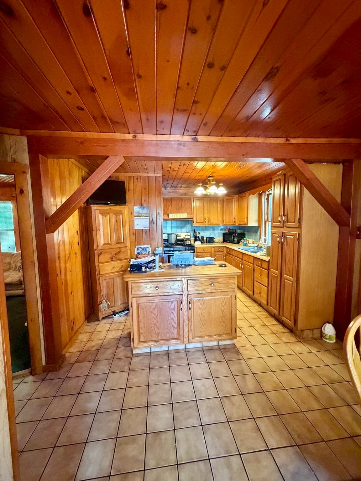 Single Family Residence at 40 Gifford Rd., Westport MA 02790, Westport, photo 9 of 21