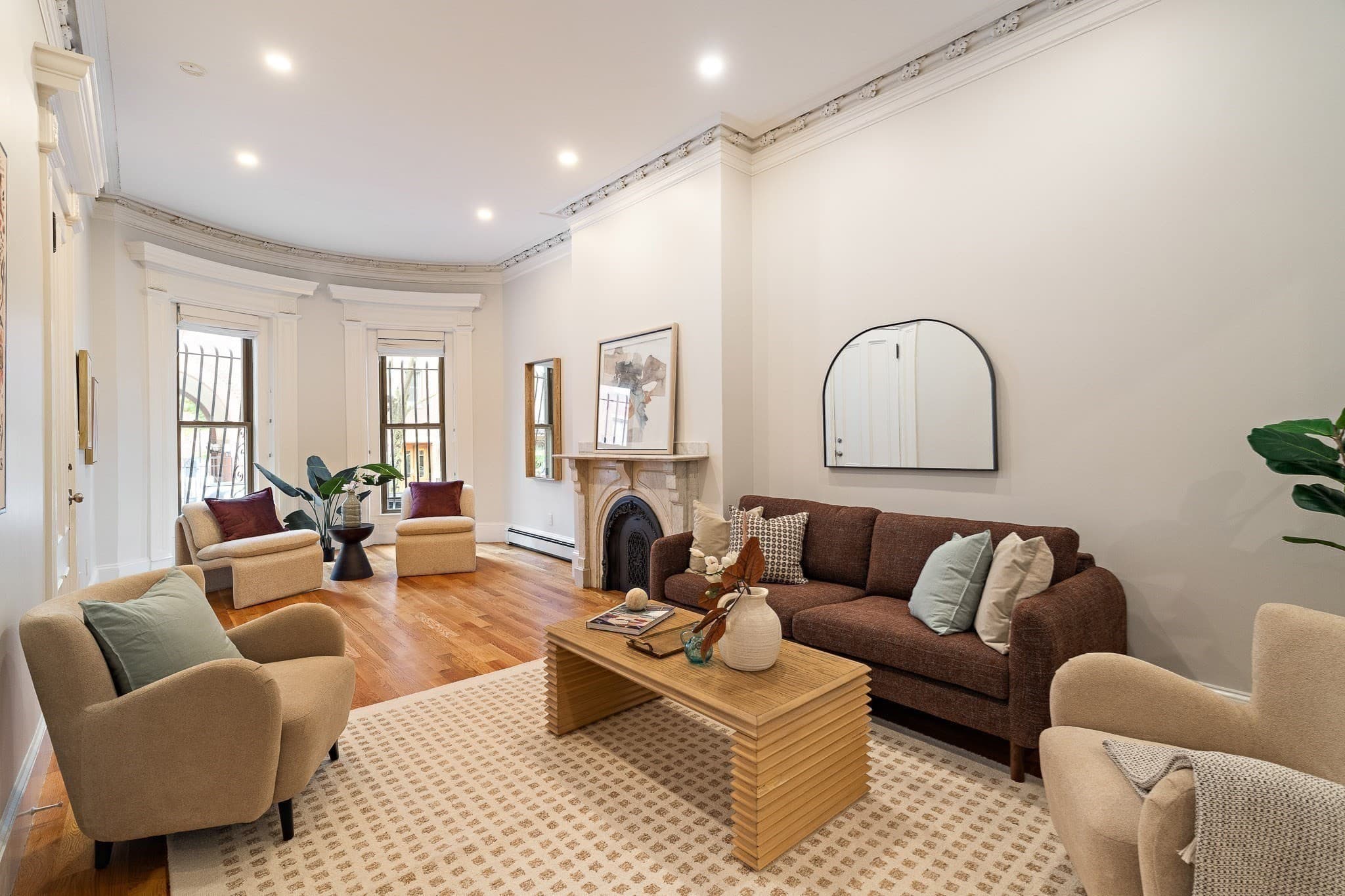 Condominium at 98 W Springfield Street # 1, Boston MA 02118, photo 5 of 19