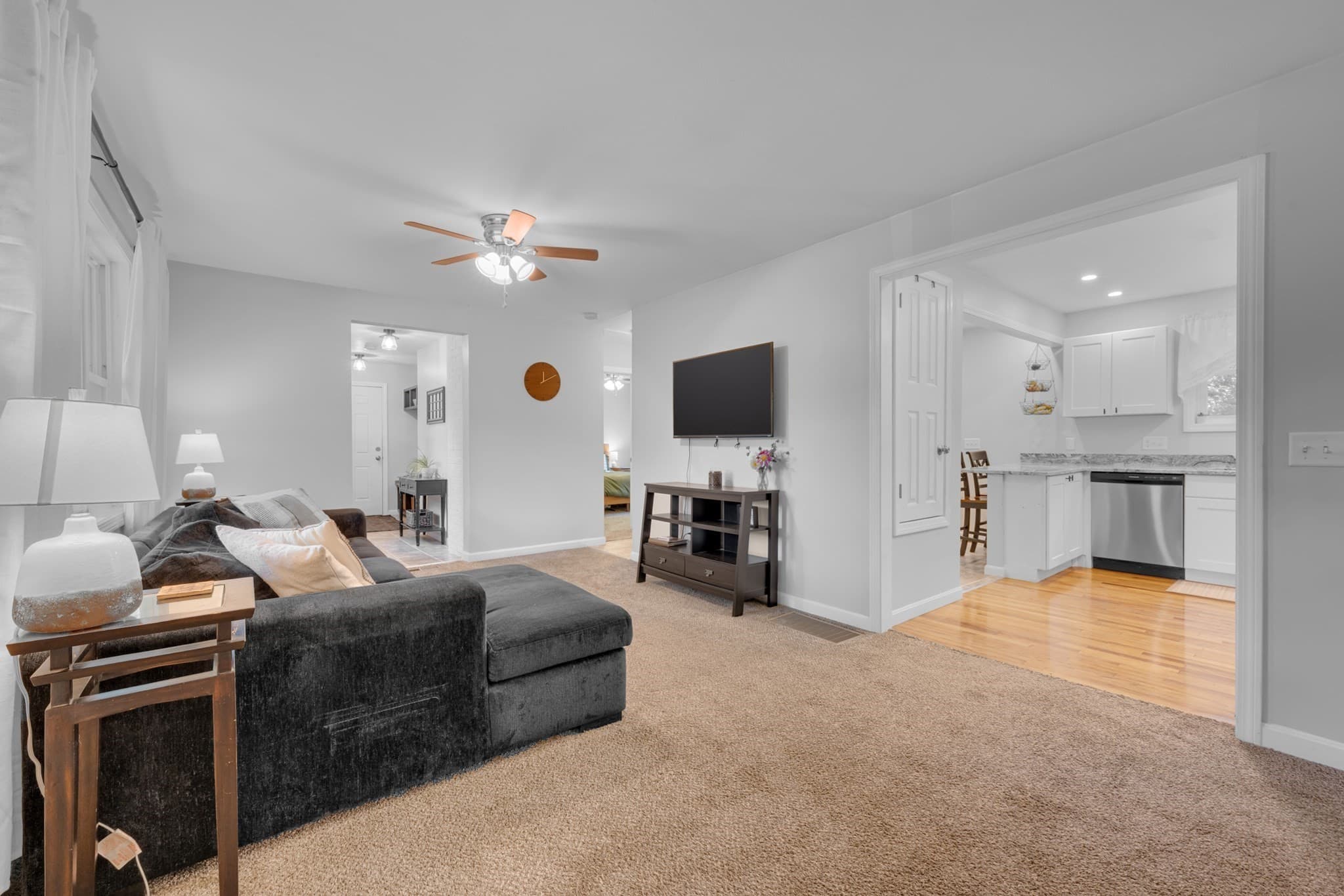 Single Family Residence at 6 Barrett Rd, North Brookfield MA 01535, North Brookfield, photo 5 of 30