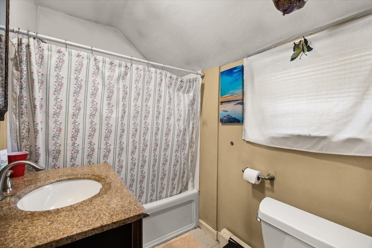 3 Family at 64 Oak St, Taunton MA 02780, Taunton, photo 15 of 36