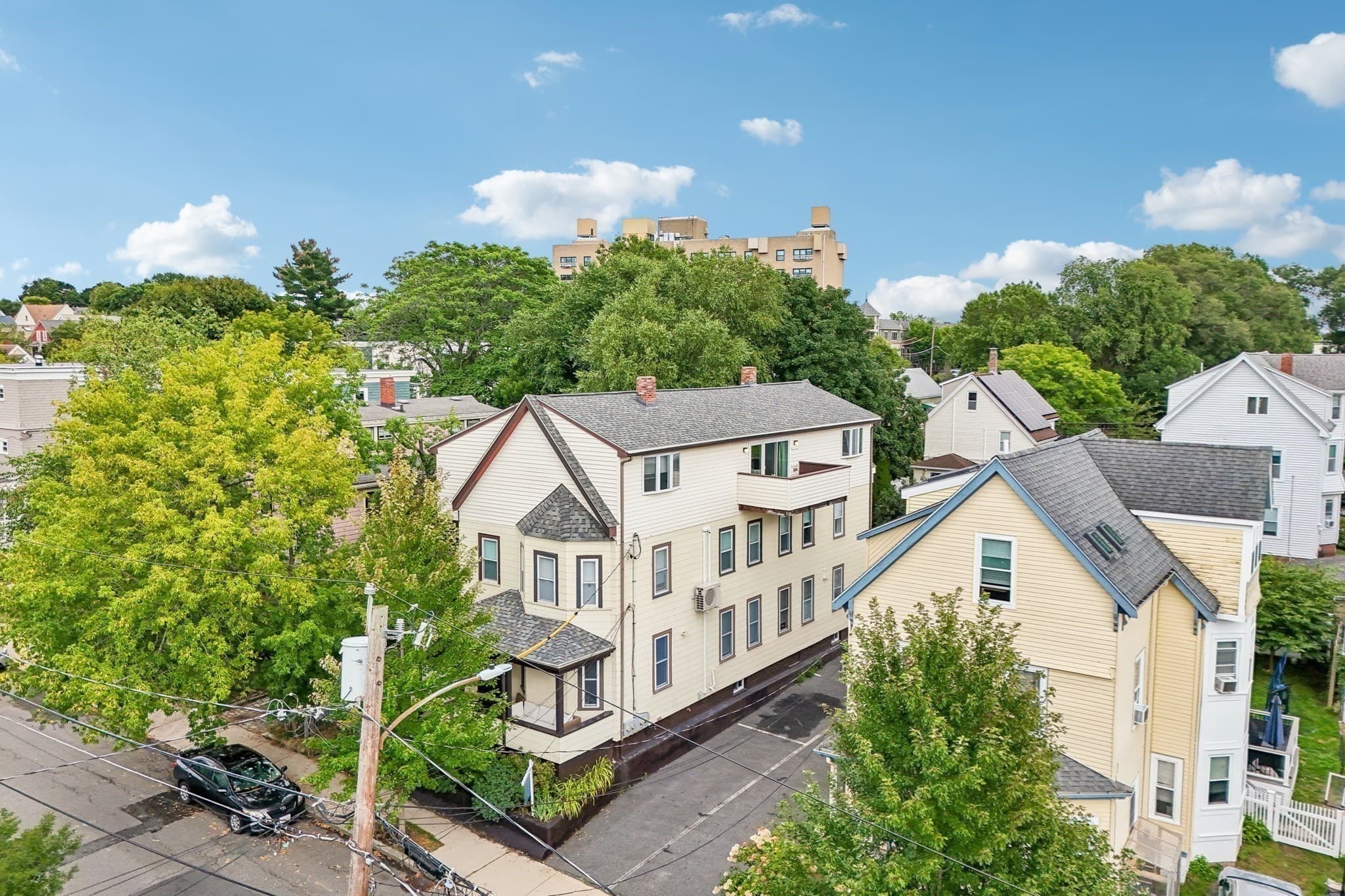 Condominium at 32 Farragut Ave # 3, Somerville MA 02144, Somerville, photo 3 of 35