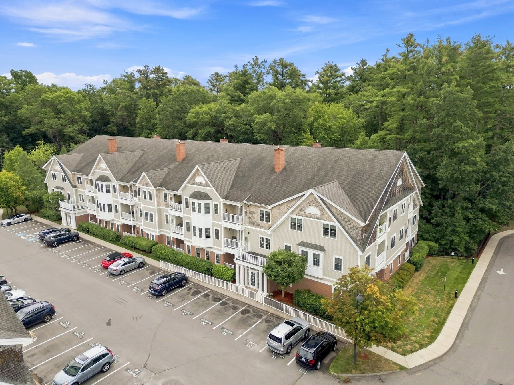 Condominium at 180 Chickering Rd # 302C, North Andover MA 01845, North Andover, photo 33 of 42