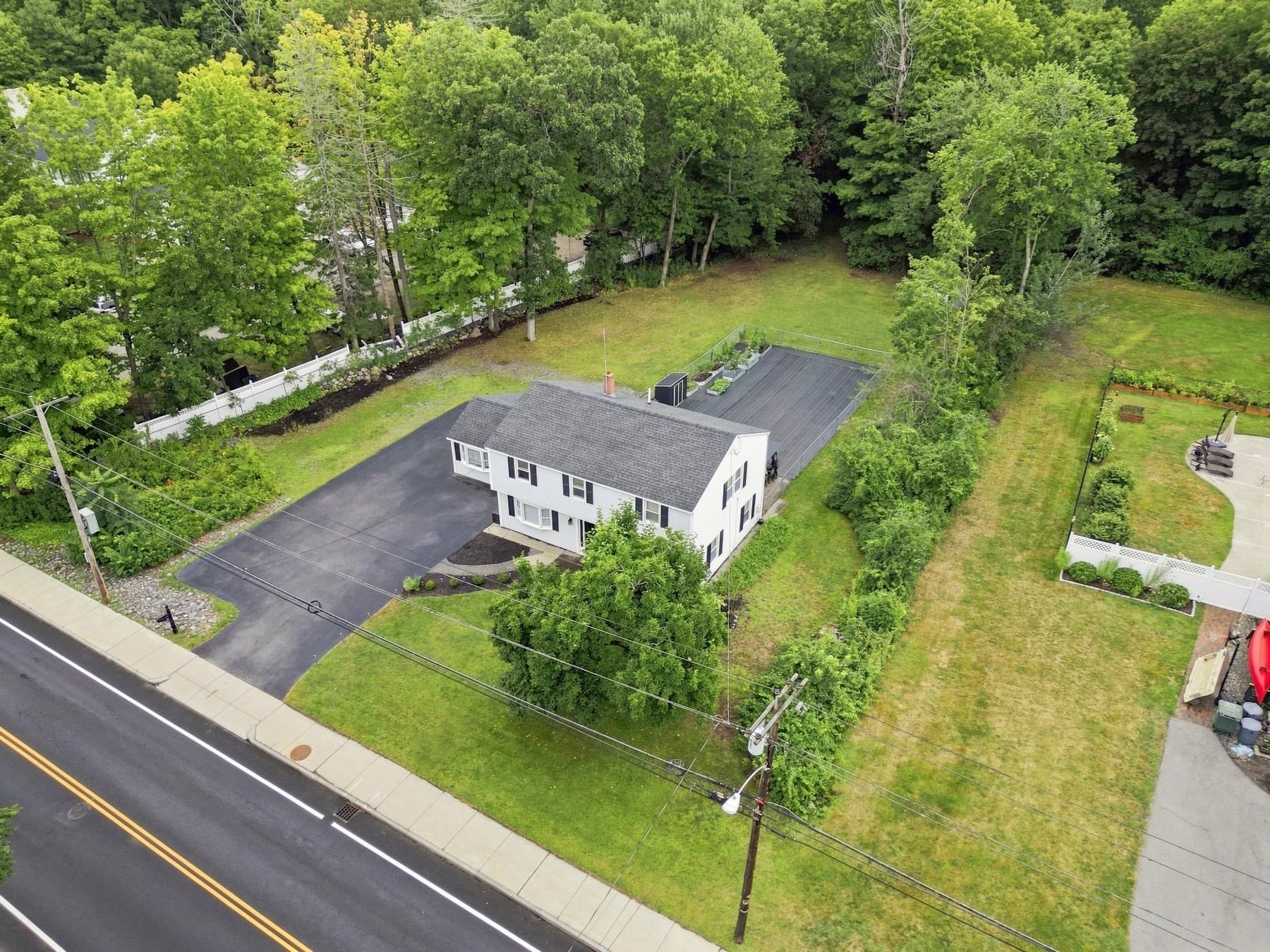 Single Family Residence at 186 Andover St, North Andover MA 01845, North Andover, photo 39 of 42