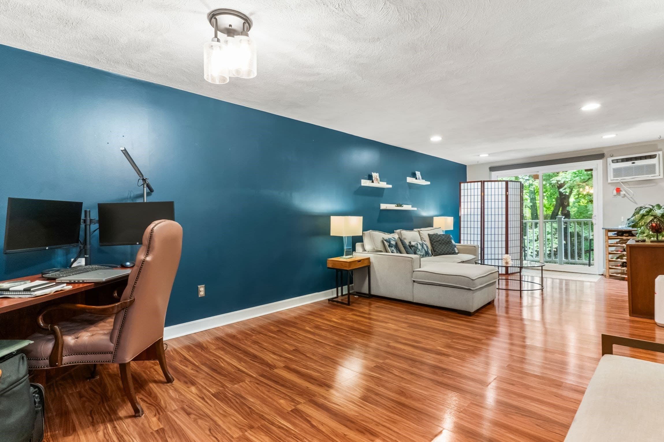 Condominium at 10 Karen Cir # 14, Billerica MA 01821, Billerica, photo 8 of 22