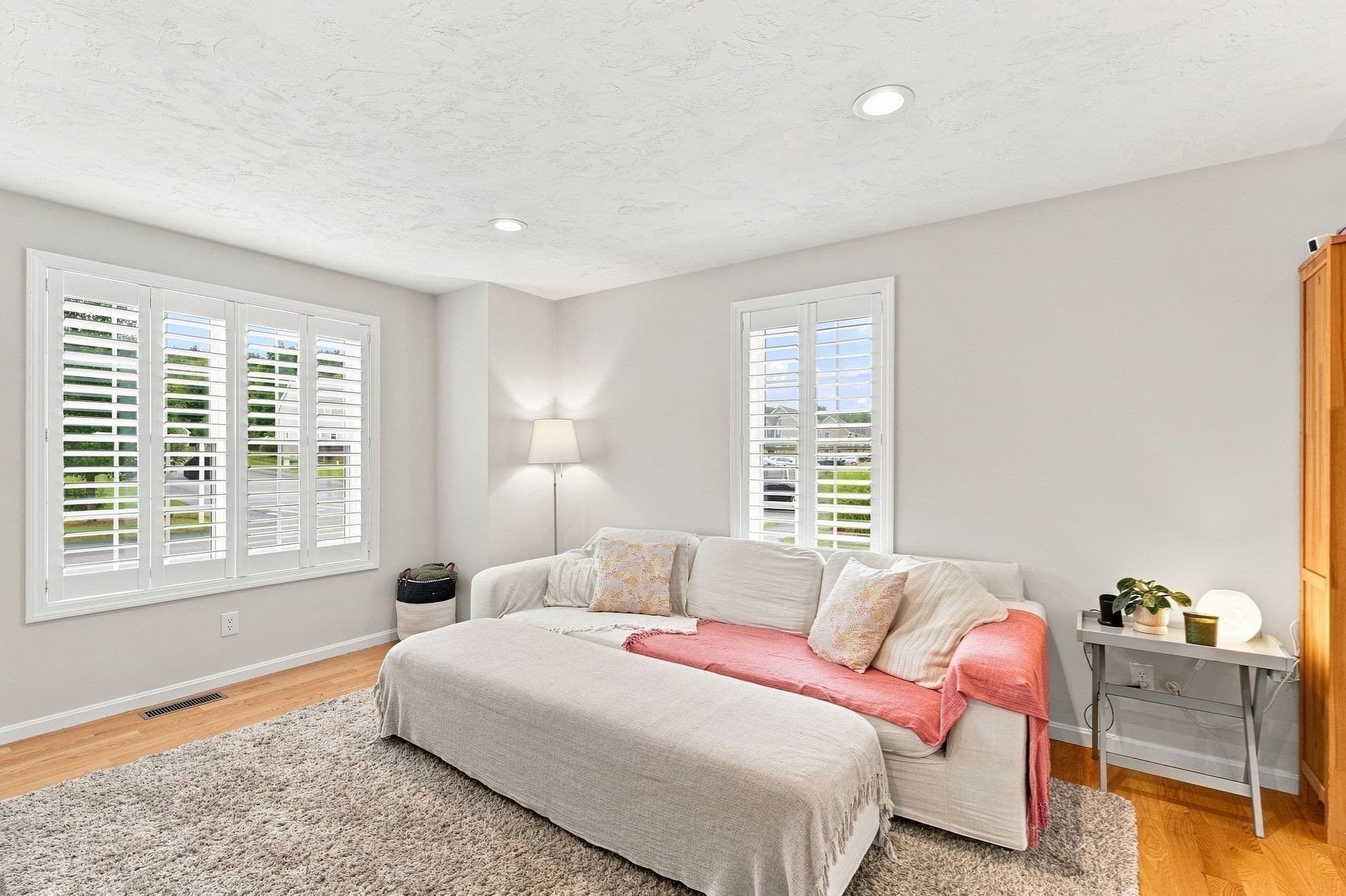 Condominium at 59 Riley Rd # 59, Tyngsborough MA 01879, Tyngsborough, photo 6 of 35