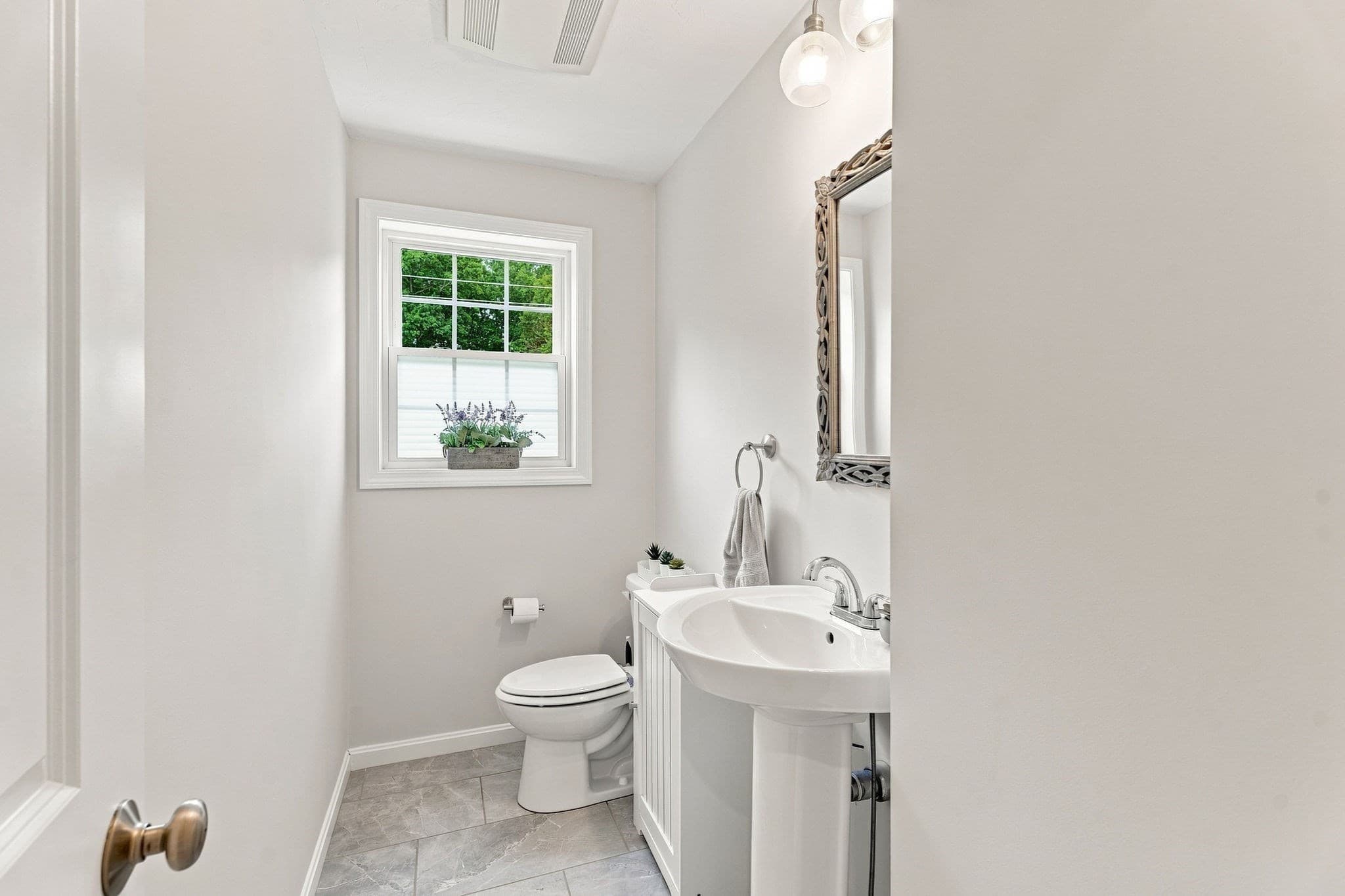 Condominium at 59 Riley Rd # 59, Tyngsborough MA 01879, Tyngsborough, photo 13 of 35