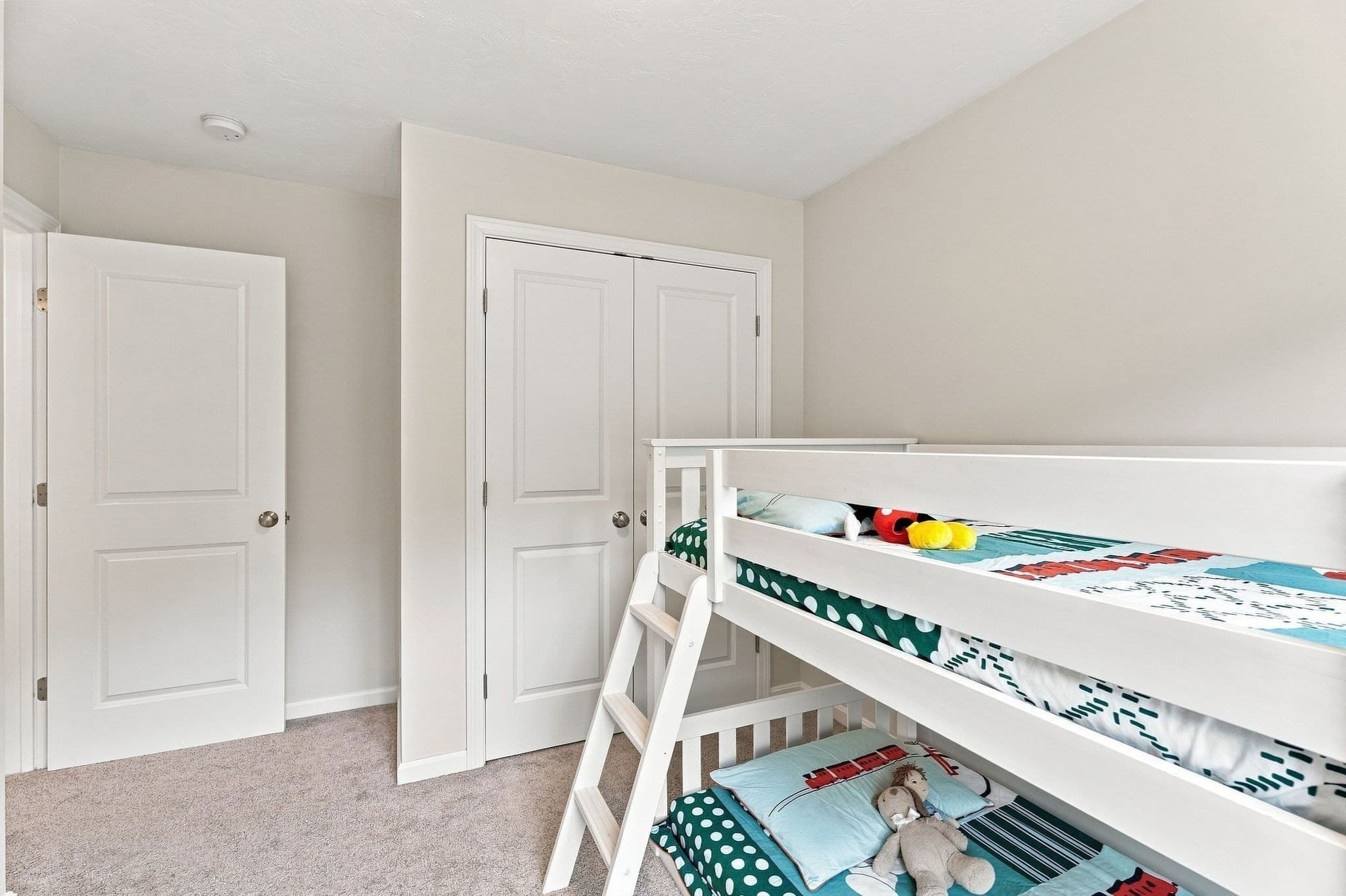 Condominium at 59 Riley Rd # 59, Tyngsborough MA 01879, Tyngsborough, photo 17 of 35