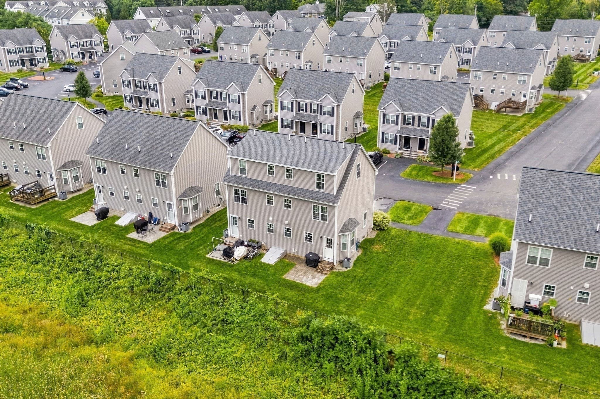 Condominium at 59 Riley Rd # 59, Tyngsborough MA 01879, Tyngsborough, photo 29 of 35