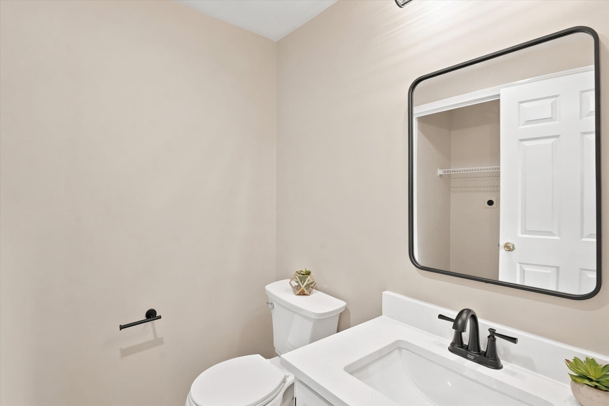 Single Family Residence at 9 Derby Ln., Franklin MA 02038, Franklin, photo 9 of 31
