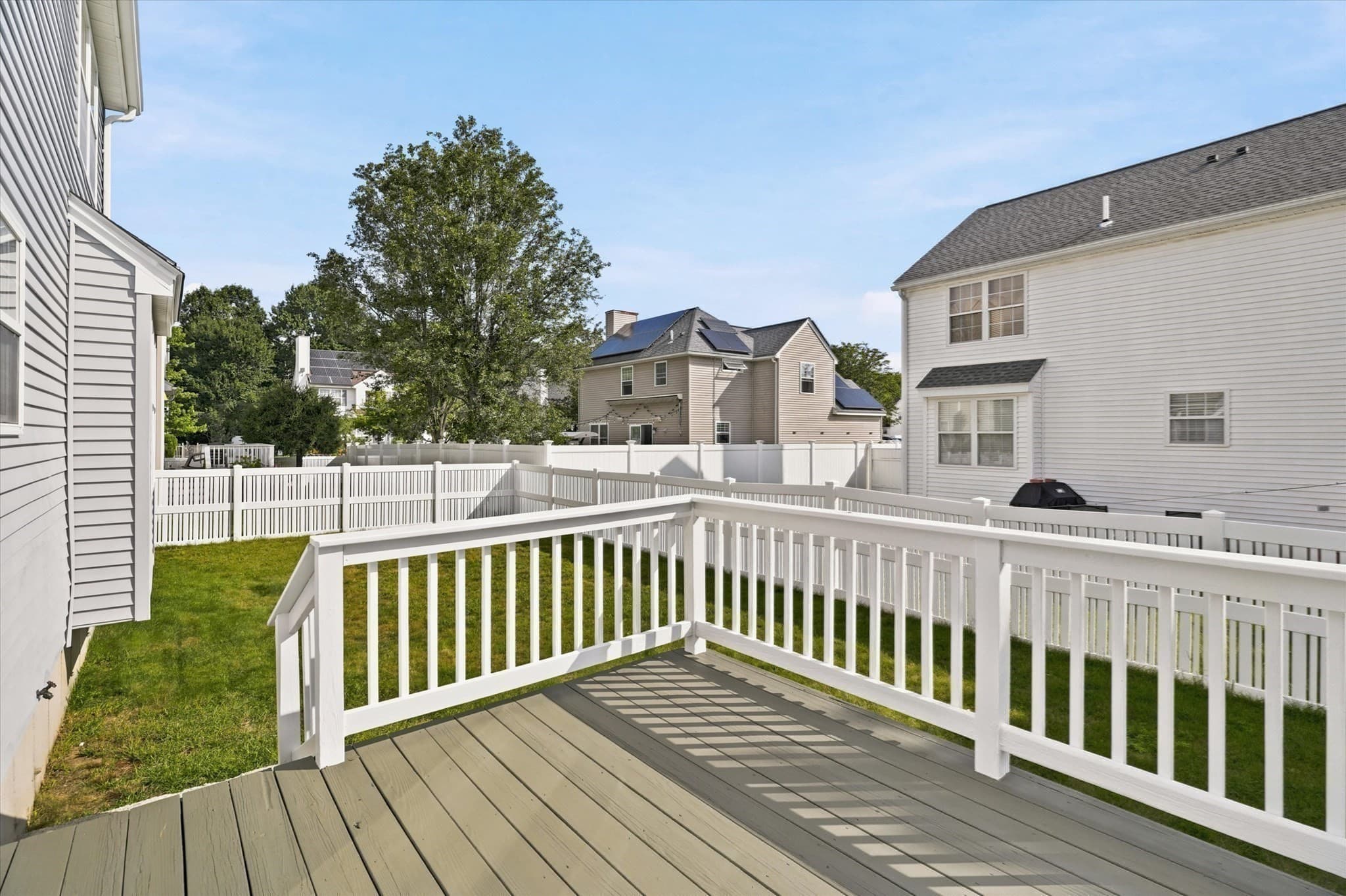 Single Family Residence at 9 Derby Ln., Franklin MA 02038, Franklin, photo 18 of 31
