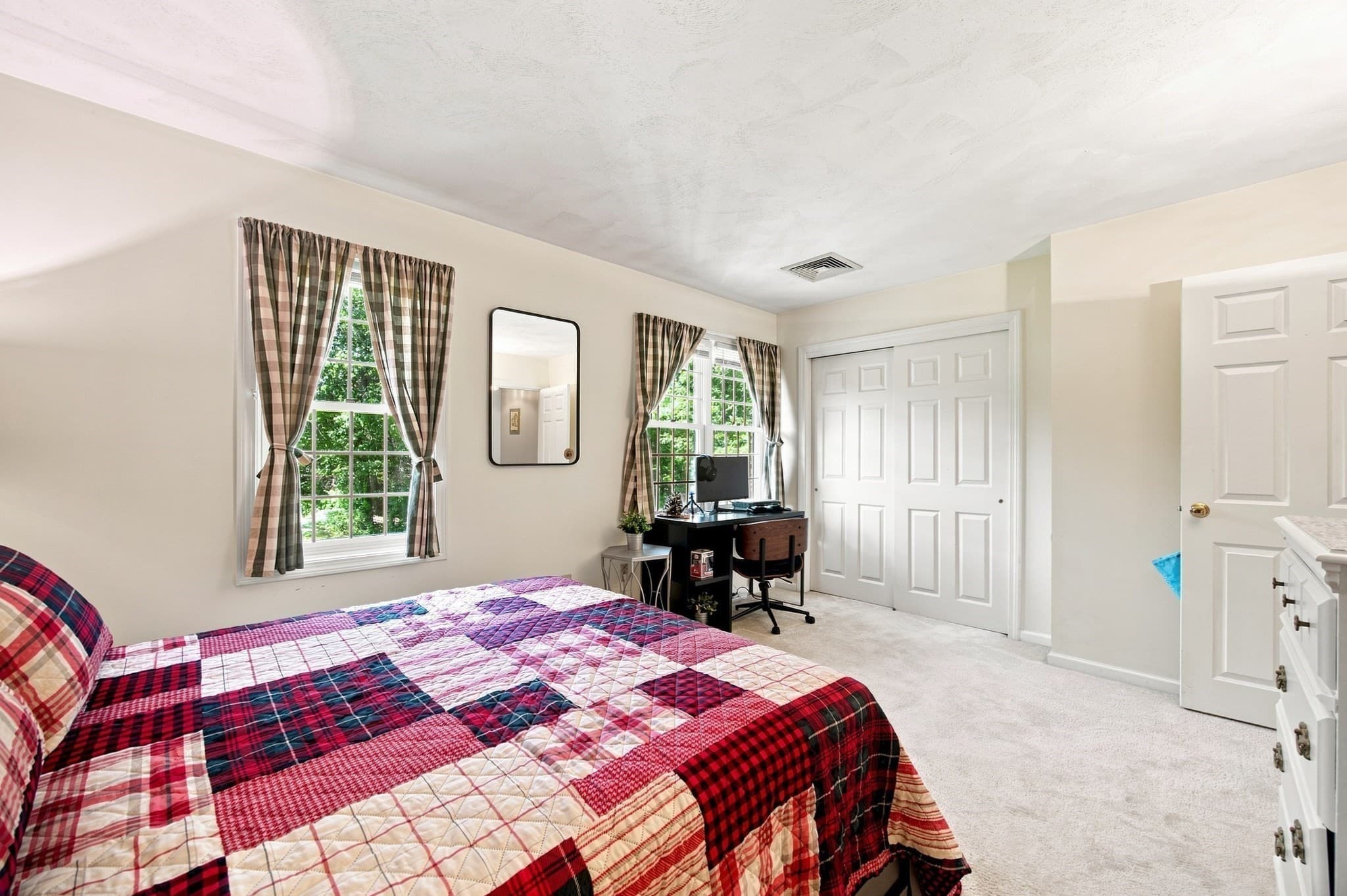 Condominium at 41 Stallbrook Rd # 41, Milford MA 01757, Milford, photo 17 of 40