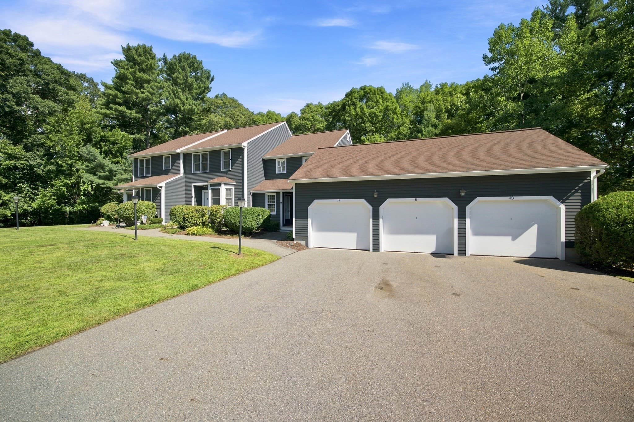 Condominium at 41 Stallbrook Rd # 41, Milford MA 01757, Milford, photo 32 of 40