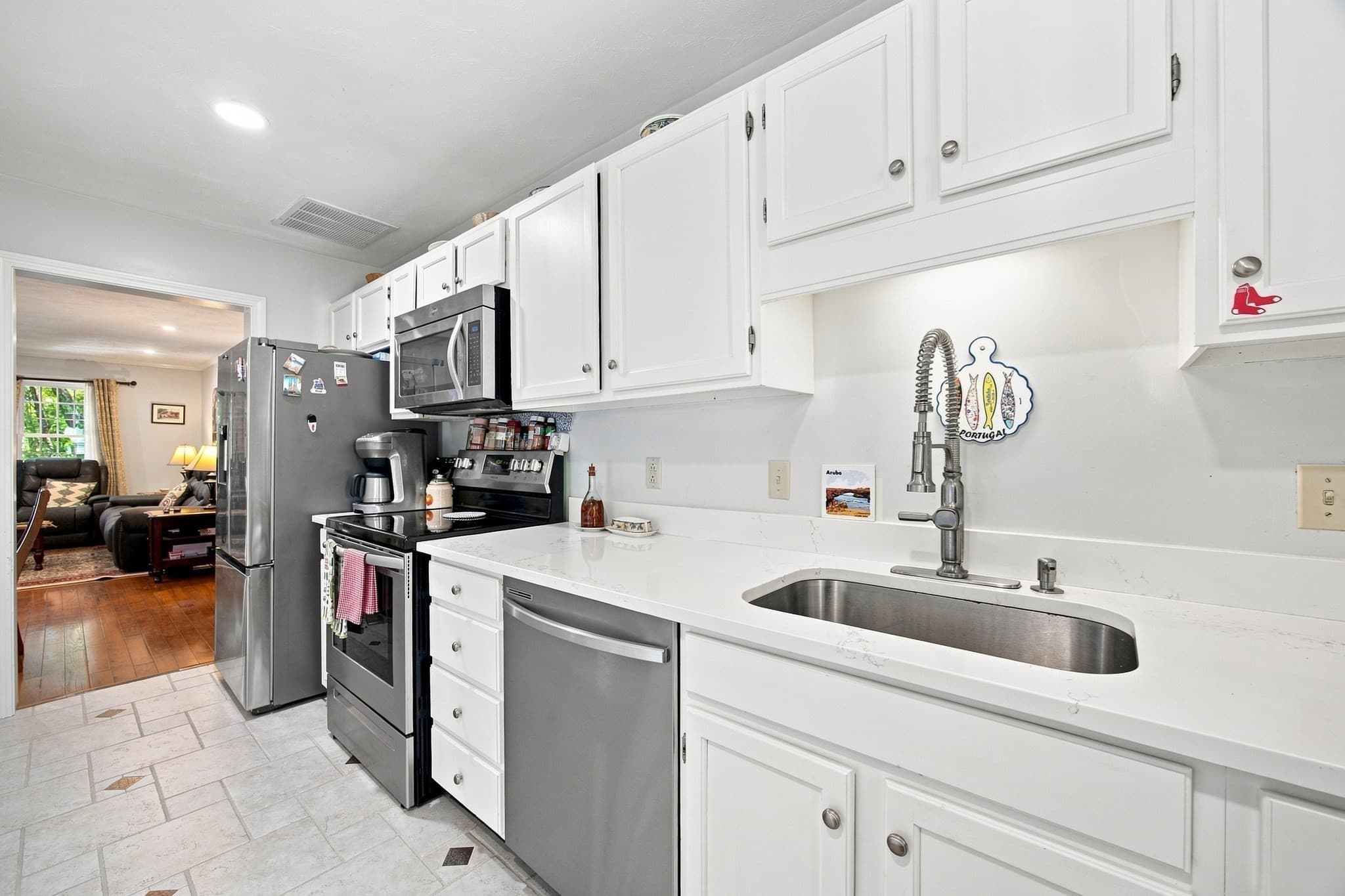 Condominium at 41 Stallbrook Rd # 41, Milford MA 01757, Milford, photo 9 of 40
