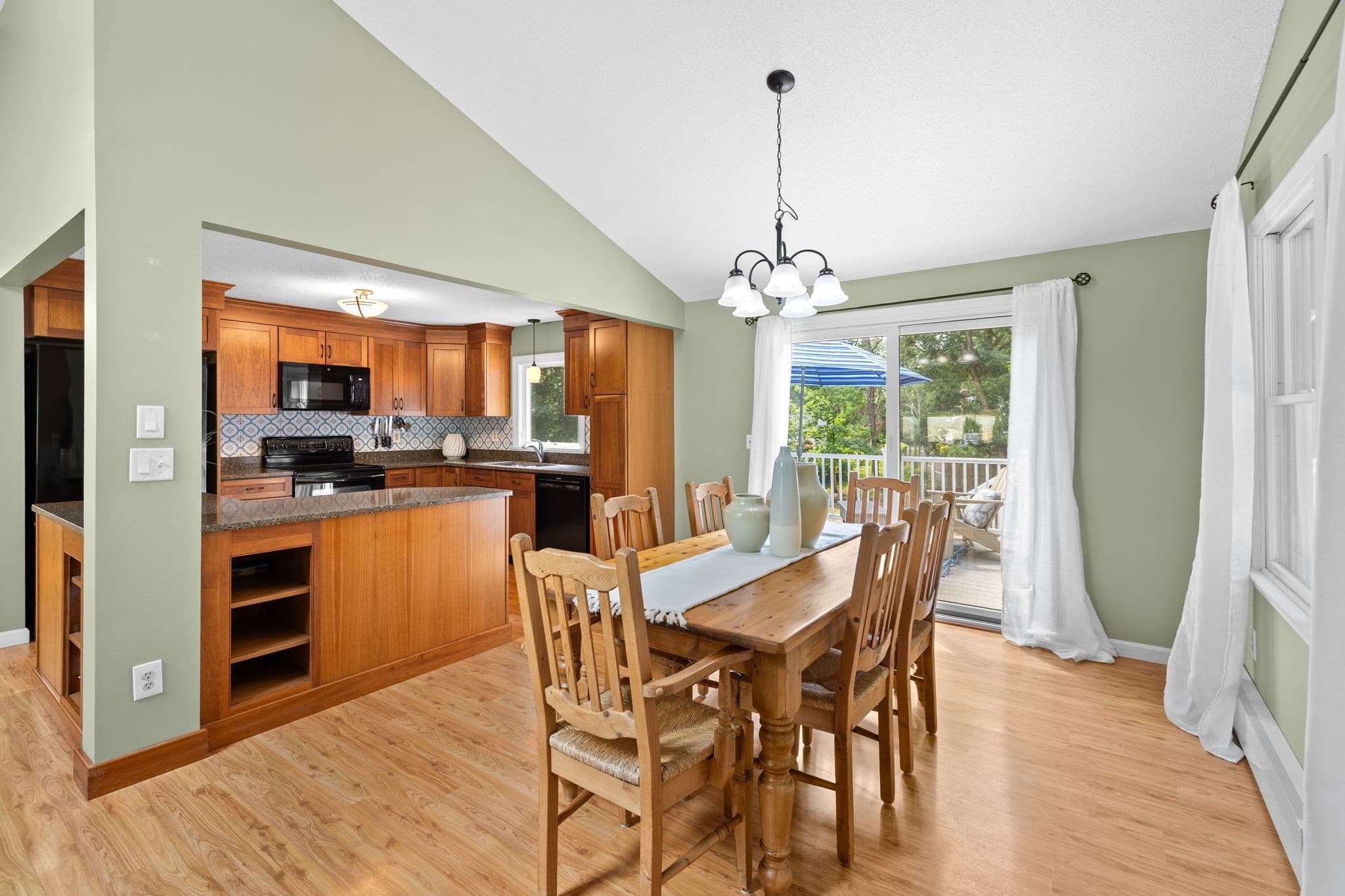 Single Family Residence at 19 Ivest Circle, Falmouth MA 02536, Falmouth, photo 6 of 29